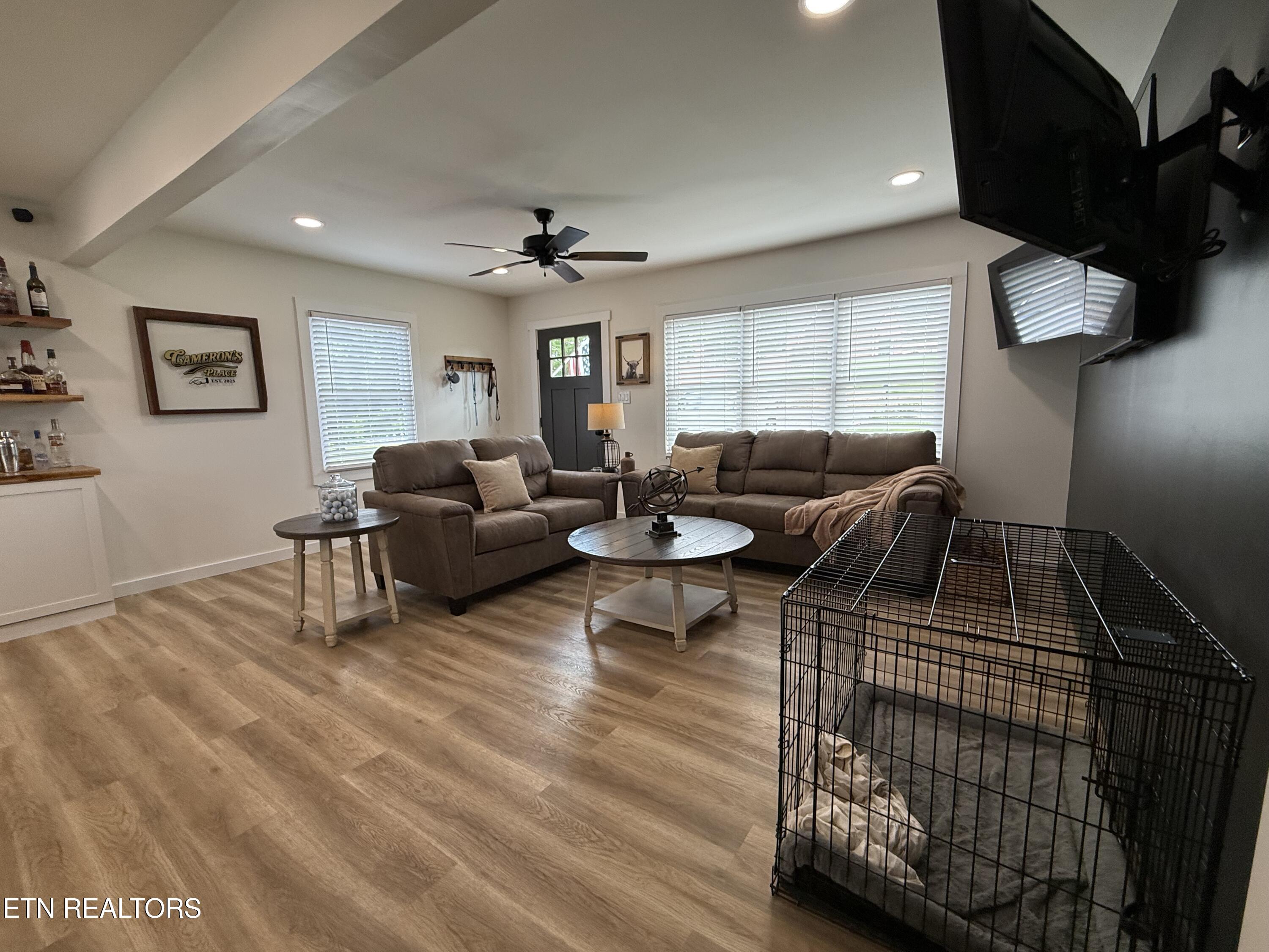 8024 Brickyard Road Powell TN 37849