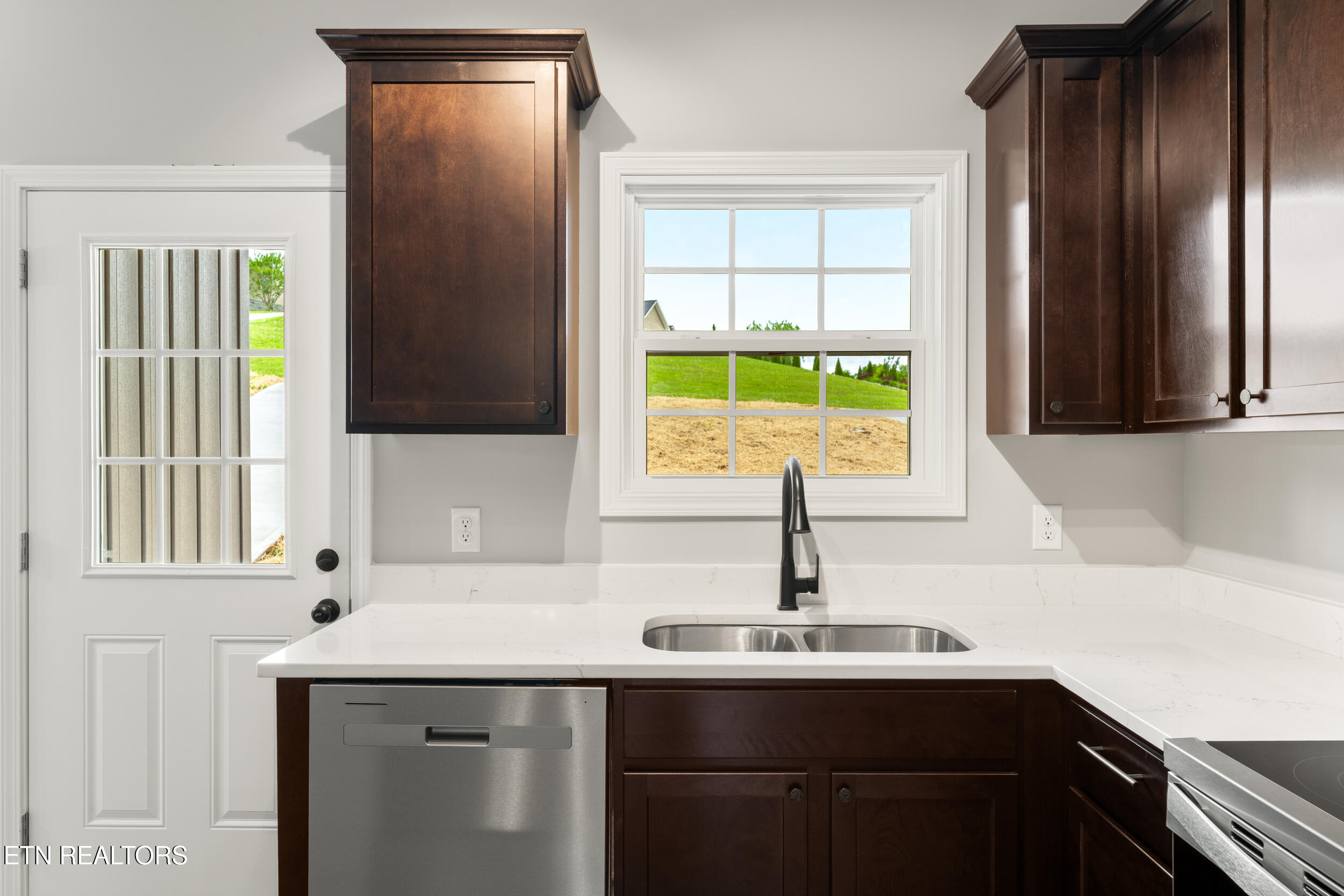 2050 Kings View Loop Seymour TN 37865