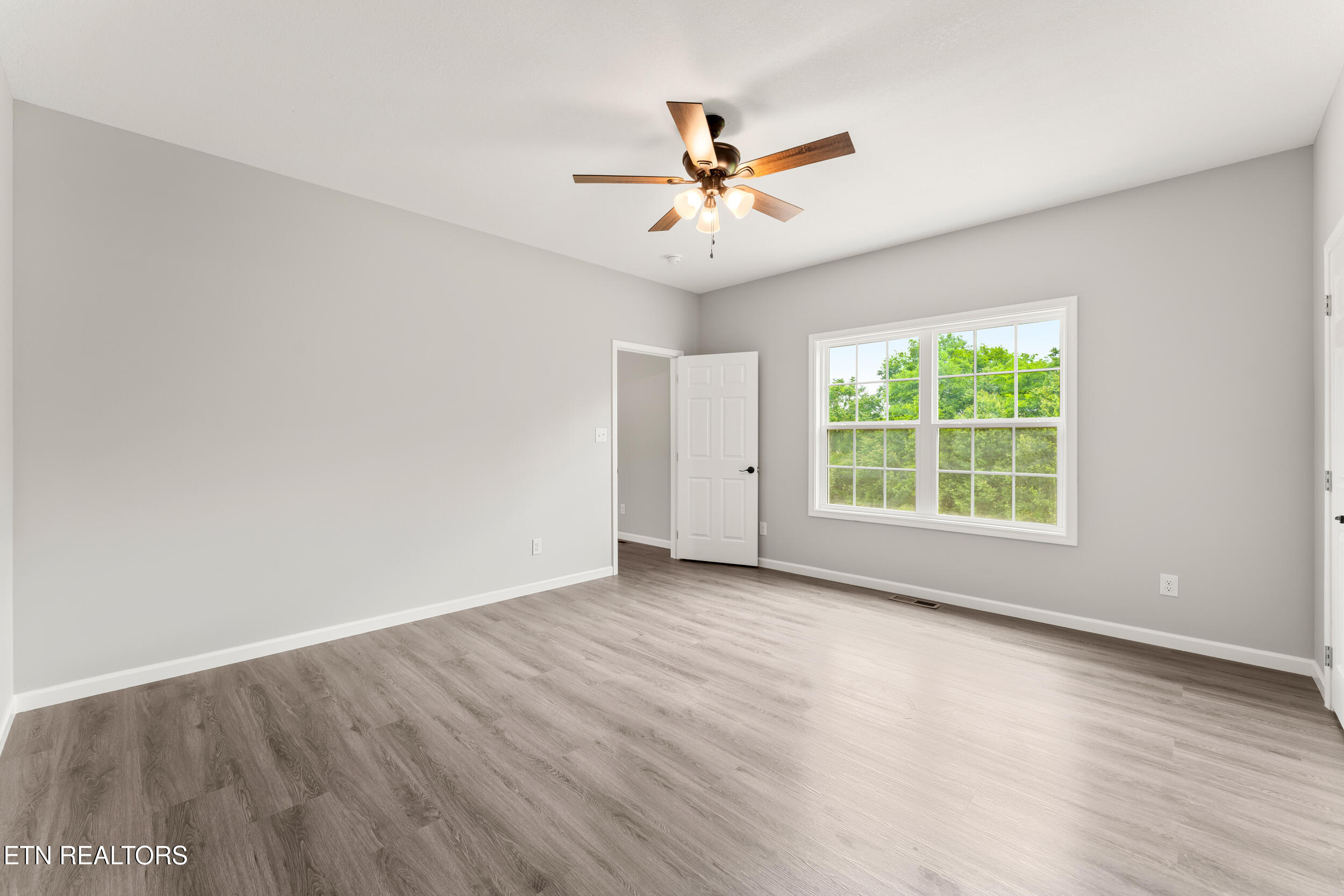 2050 Kings View Loop Seymour TN 37865