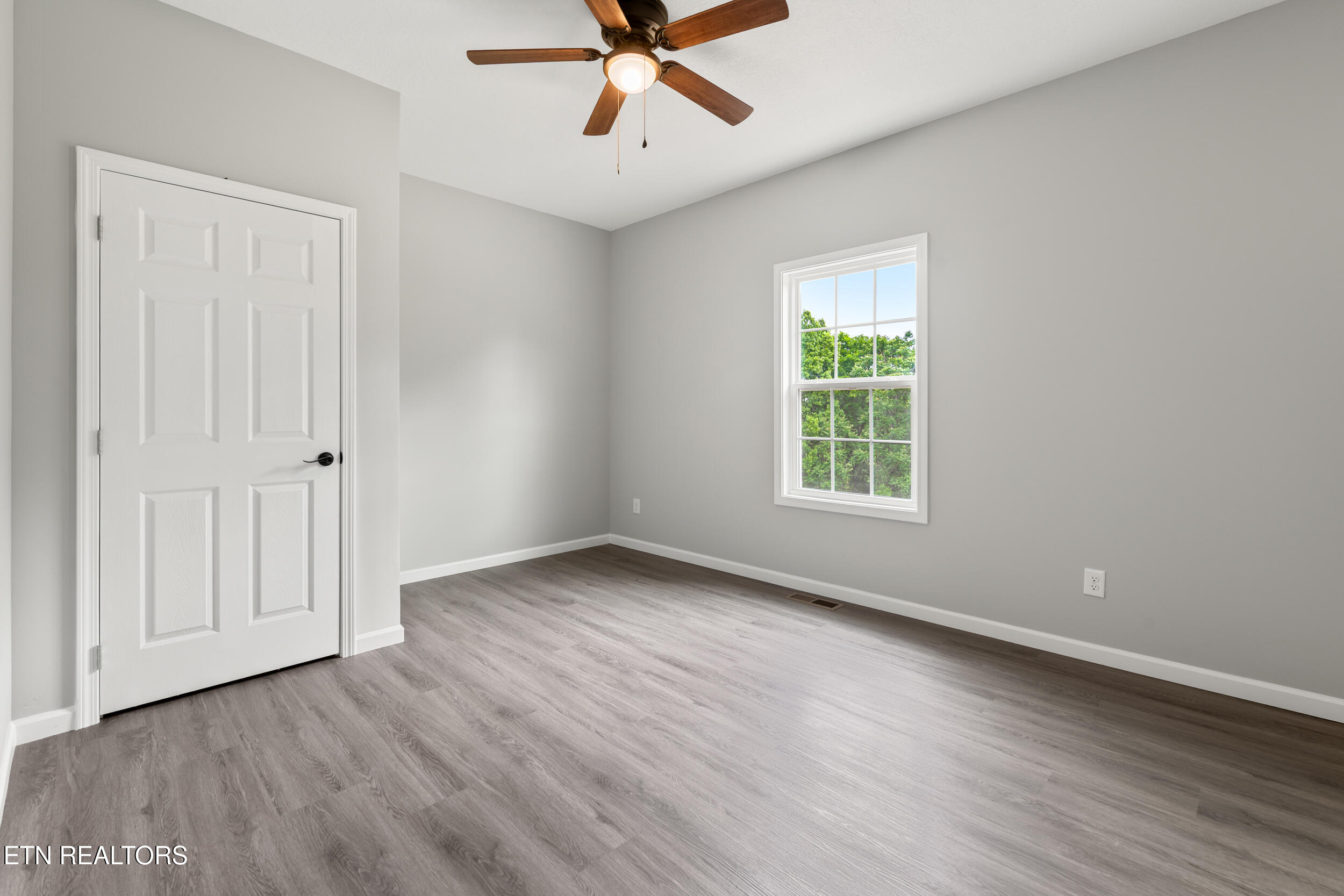 2050 Kings View Loop Seymour TN 37865