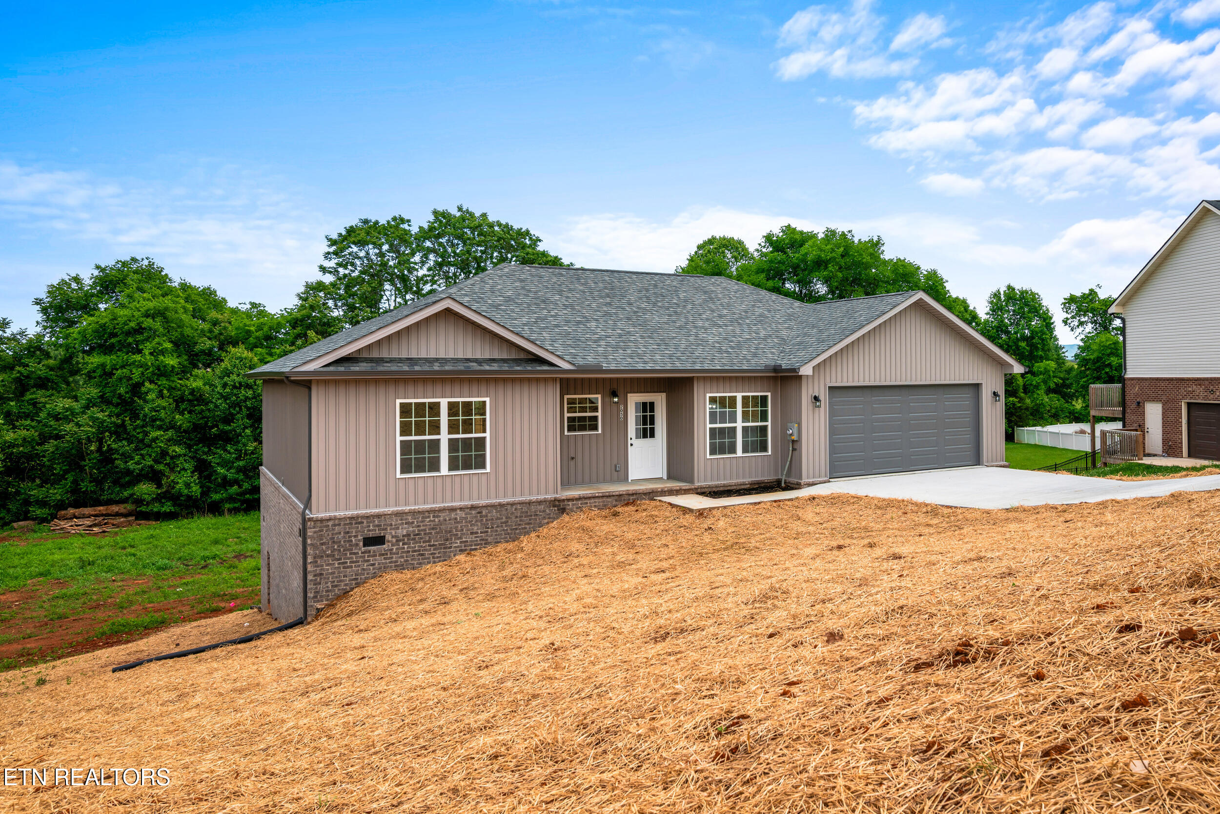 2050 Kings View Loop Seymour TN 37865