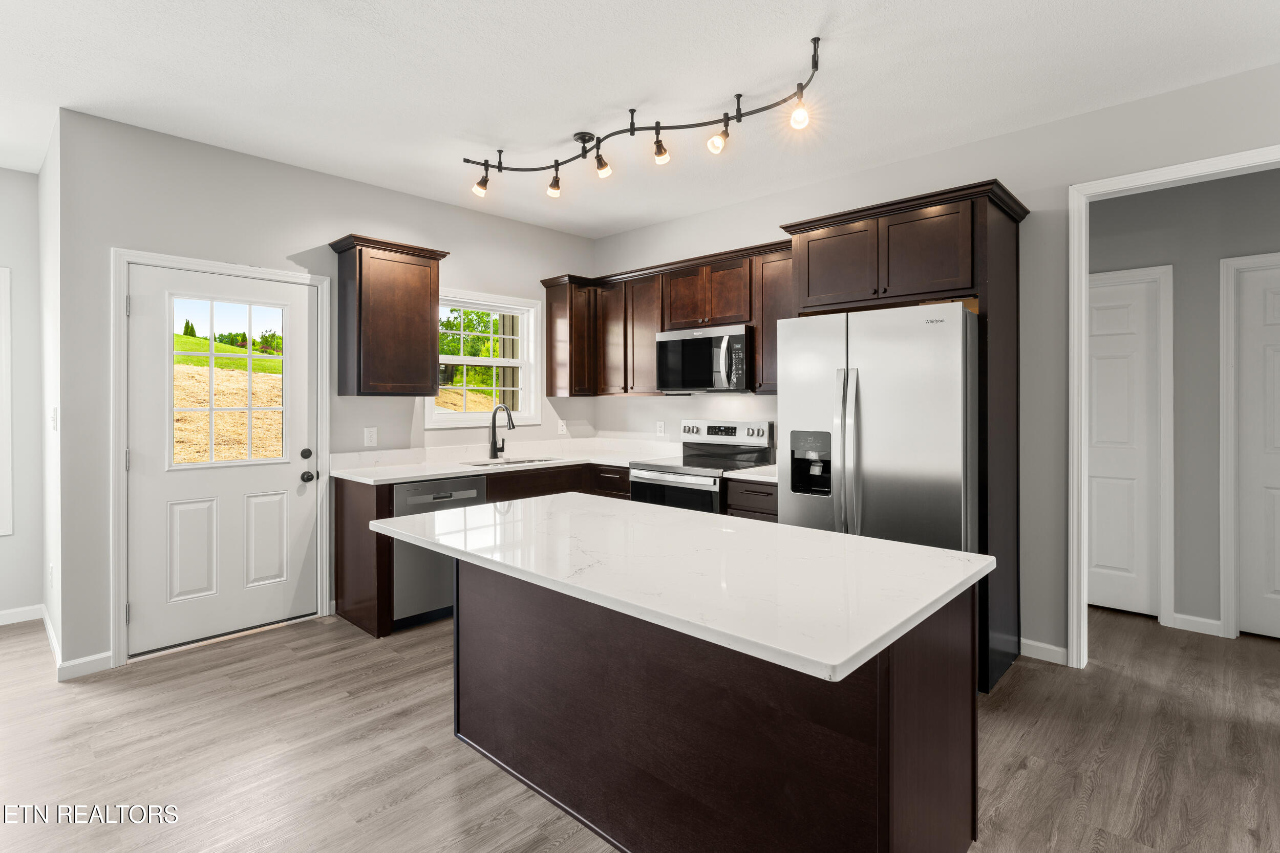 2050 Kings View Loop Seymour TN 37865