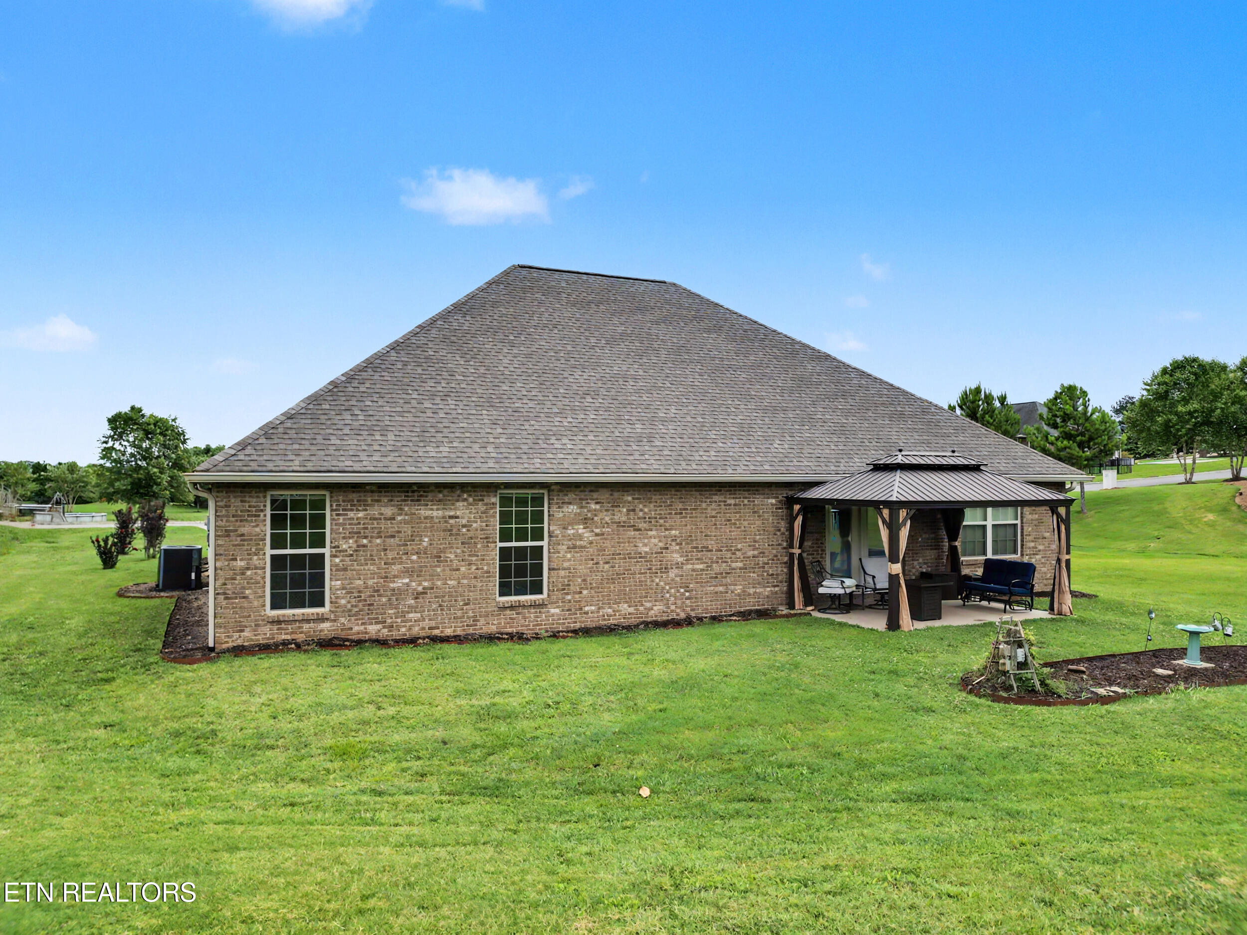314 White Rose Avenue Maryville TN 37803