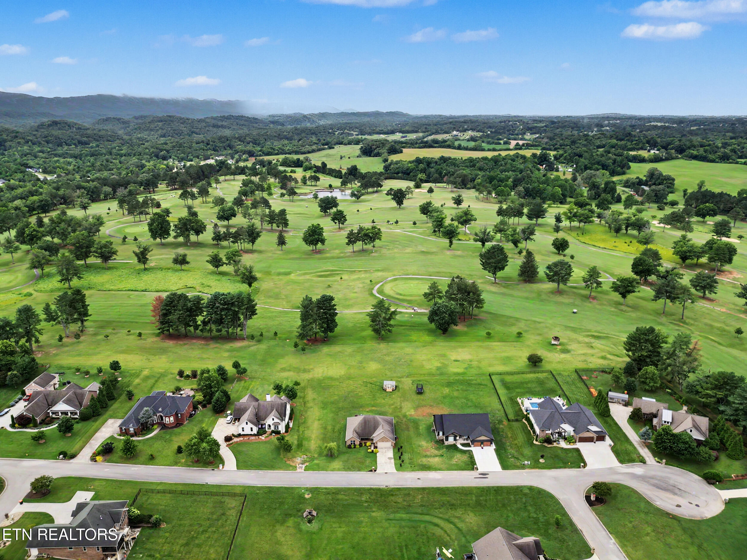314 White Rose Avenue Maryville TN 37803