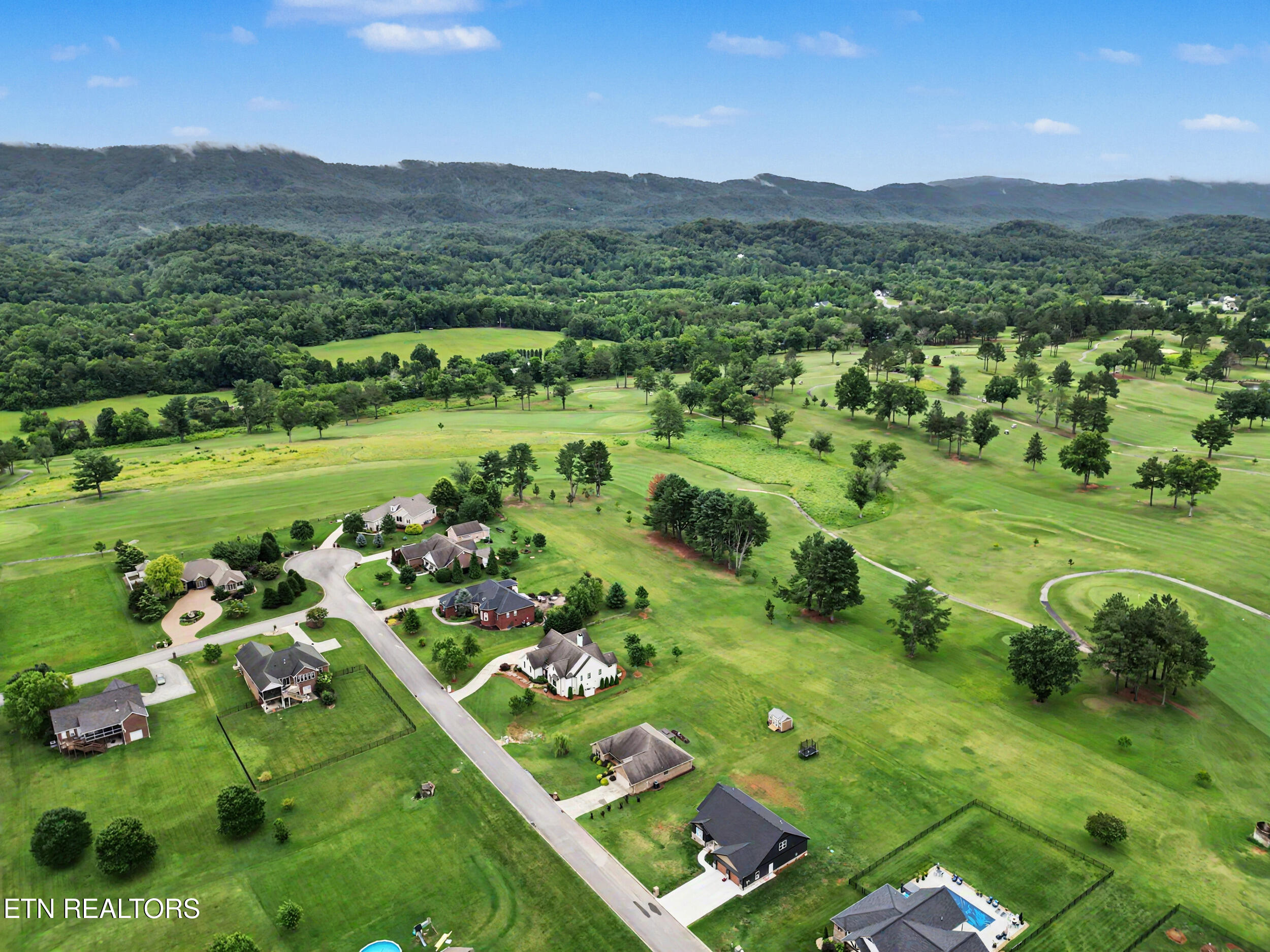 314 White Rose Avenue Maryville TN 37803