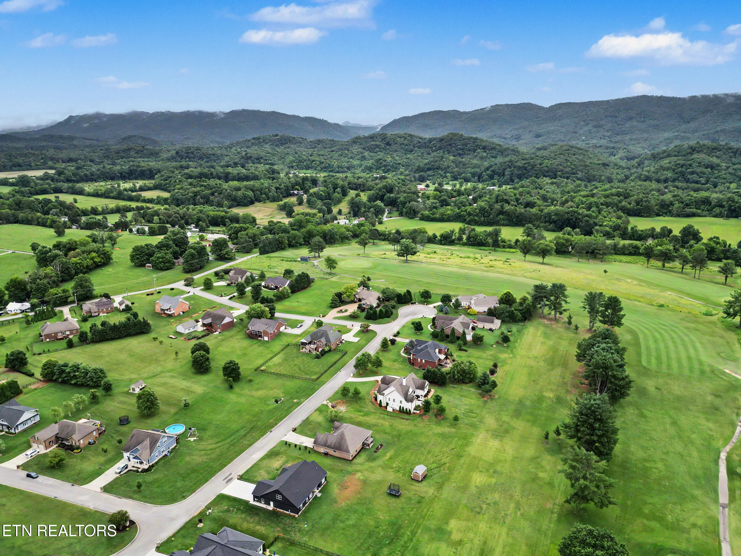 314 White Rose Avenue Maryville TN 37803