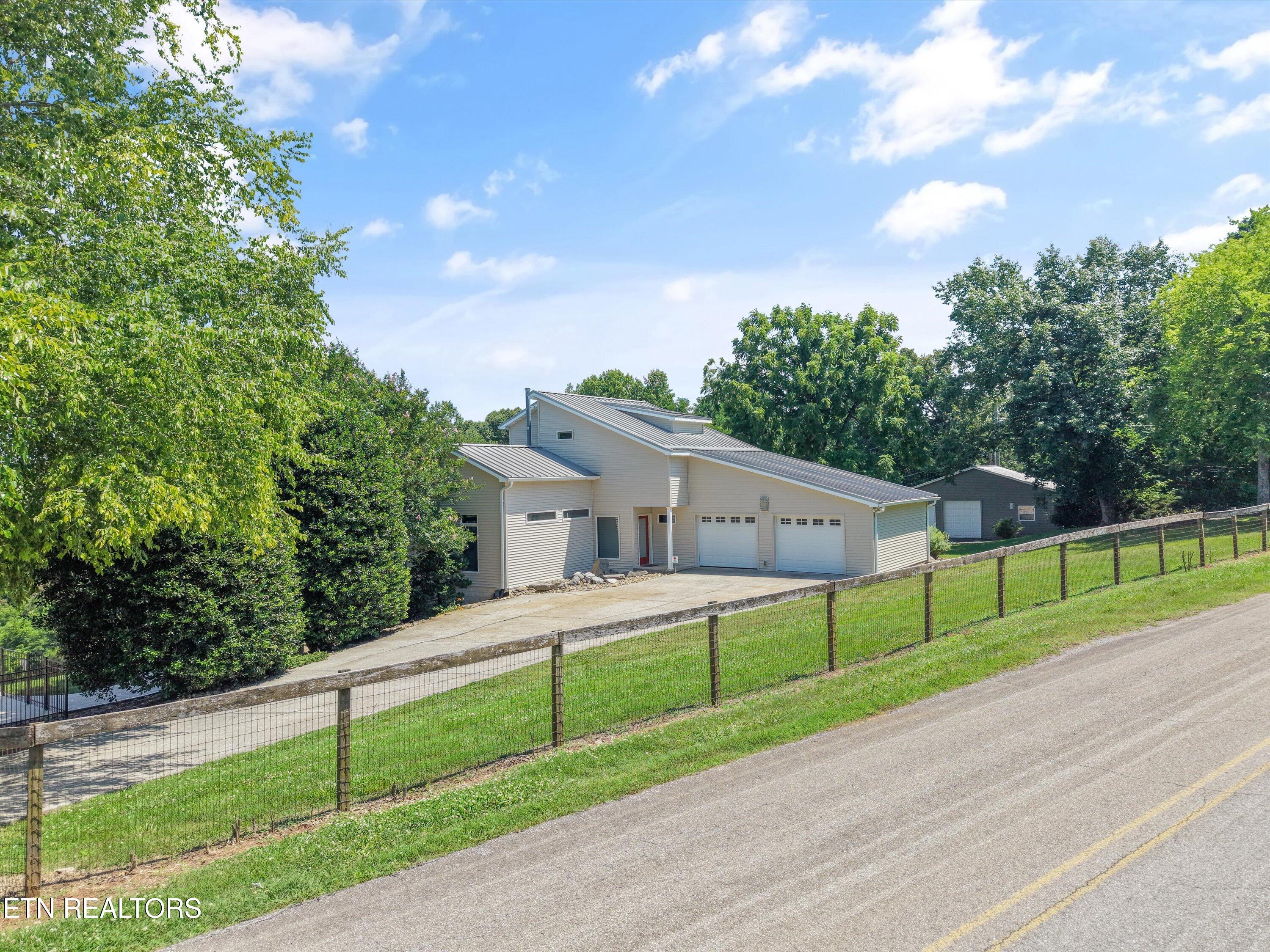 3133 High View Drive Louisville TN 37777