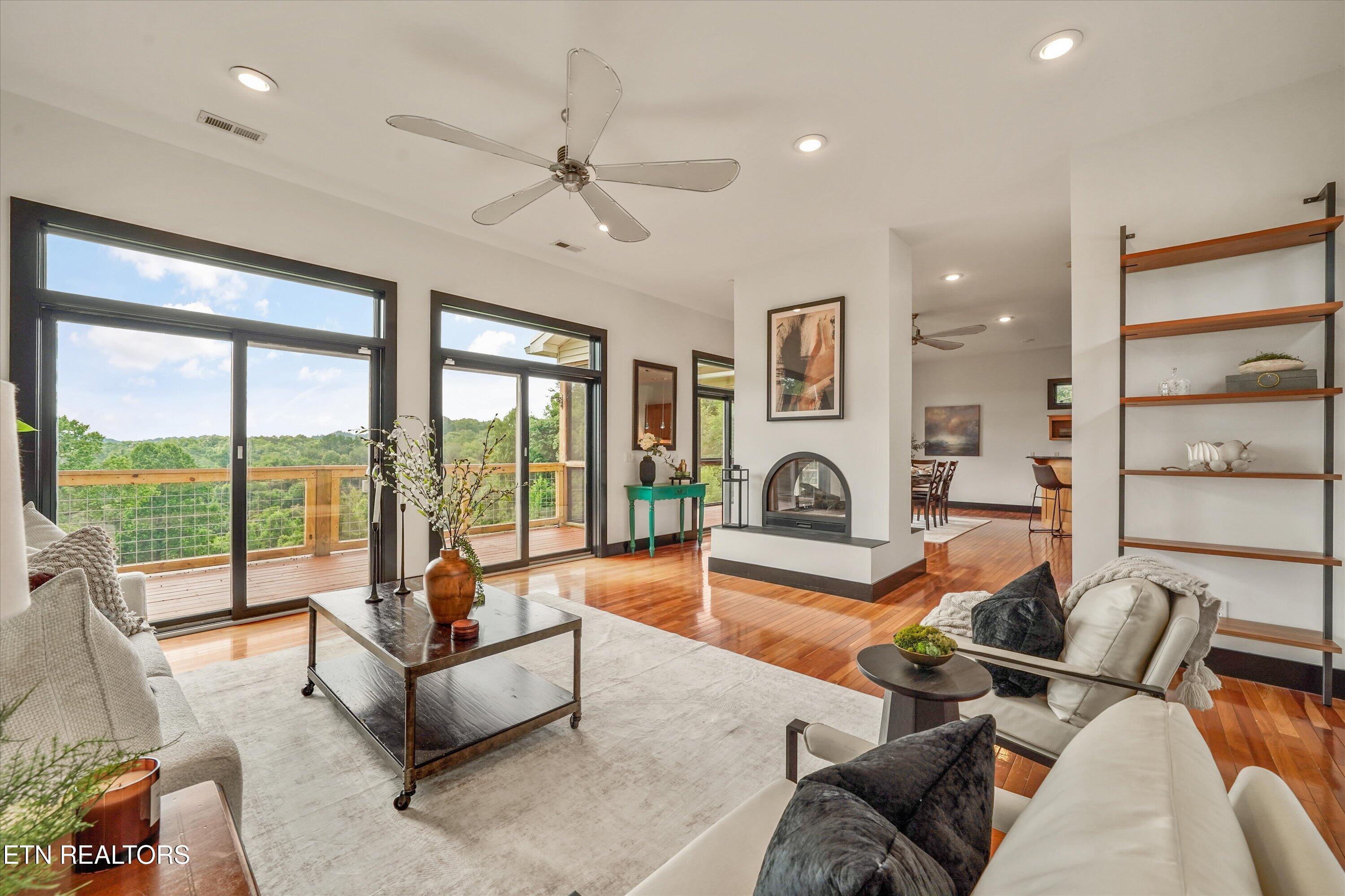 3133 High View Drive Louisville TN 37777