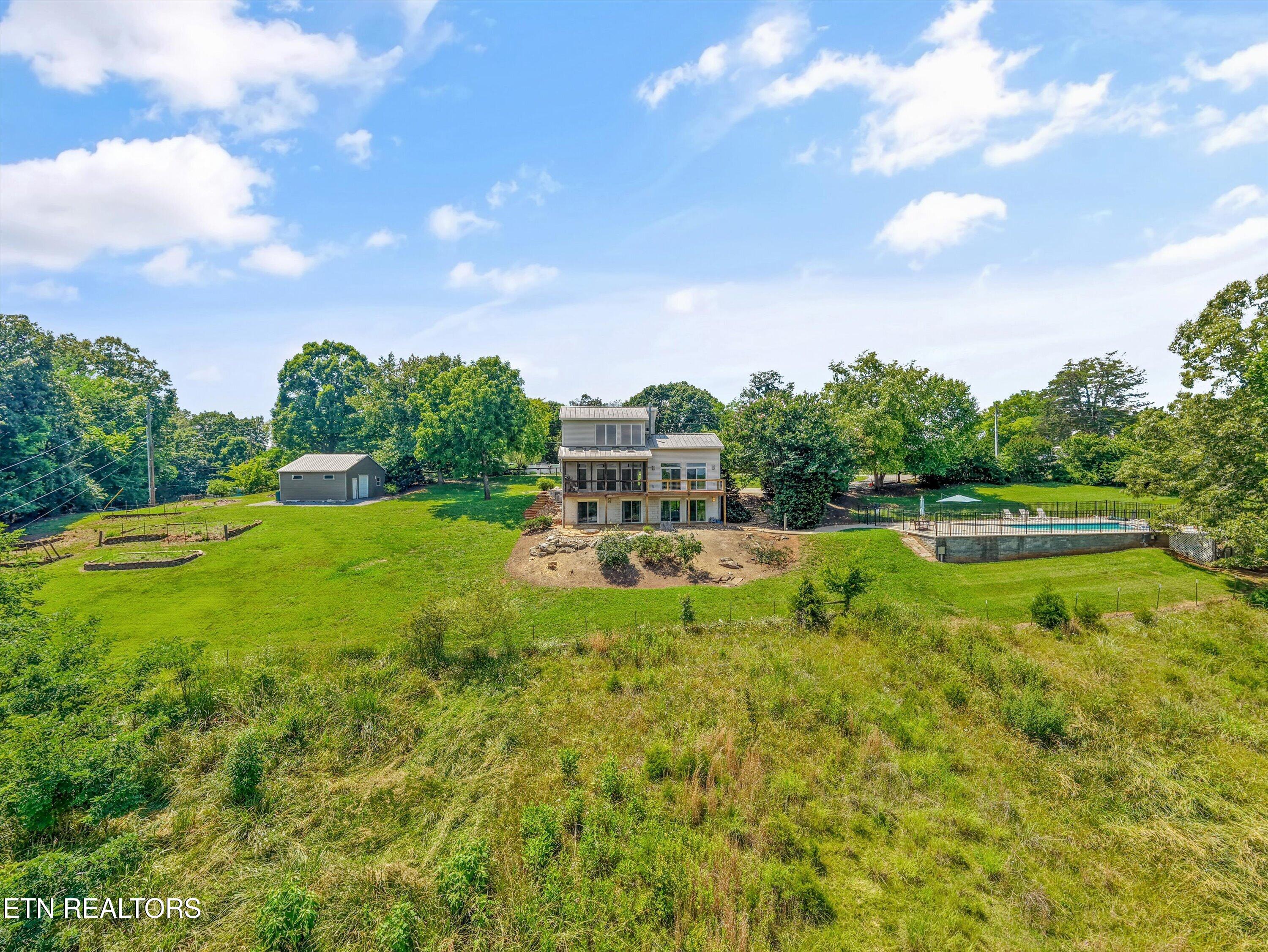 3133 High View Drive Louisville TN 37777