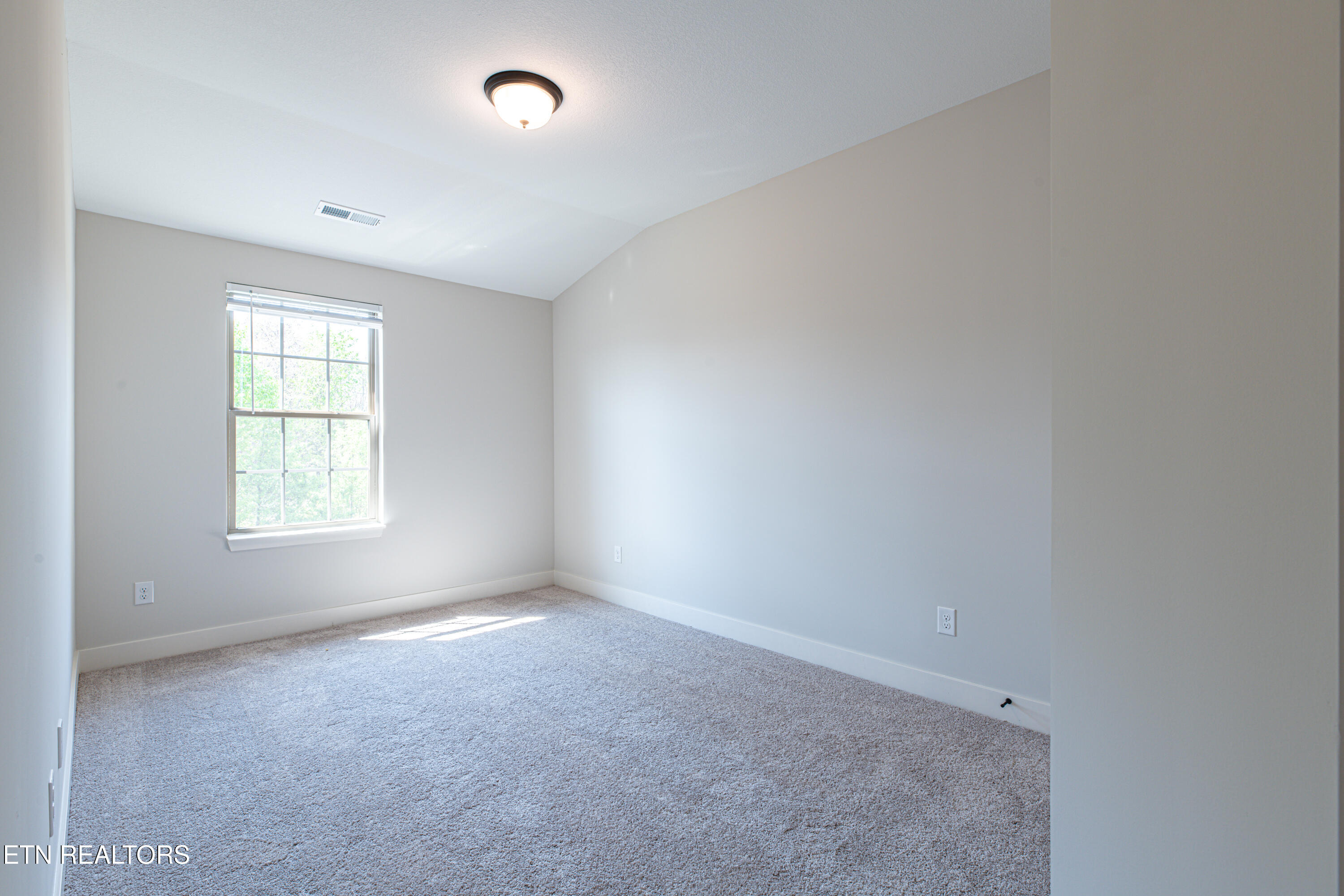 8980 Keenberg Lane Knoxville TN 37931