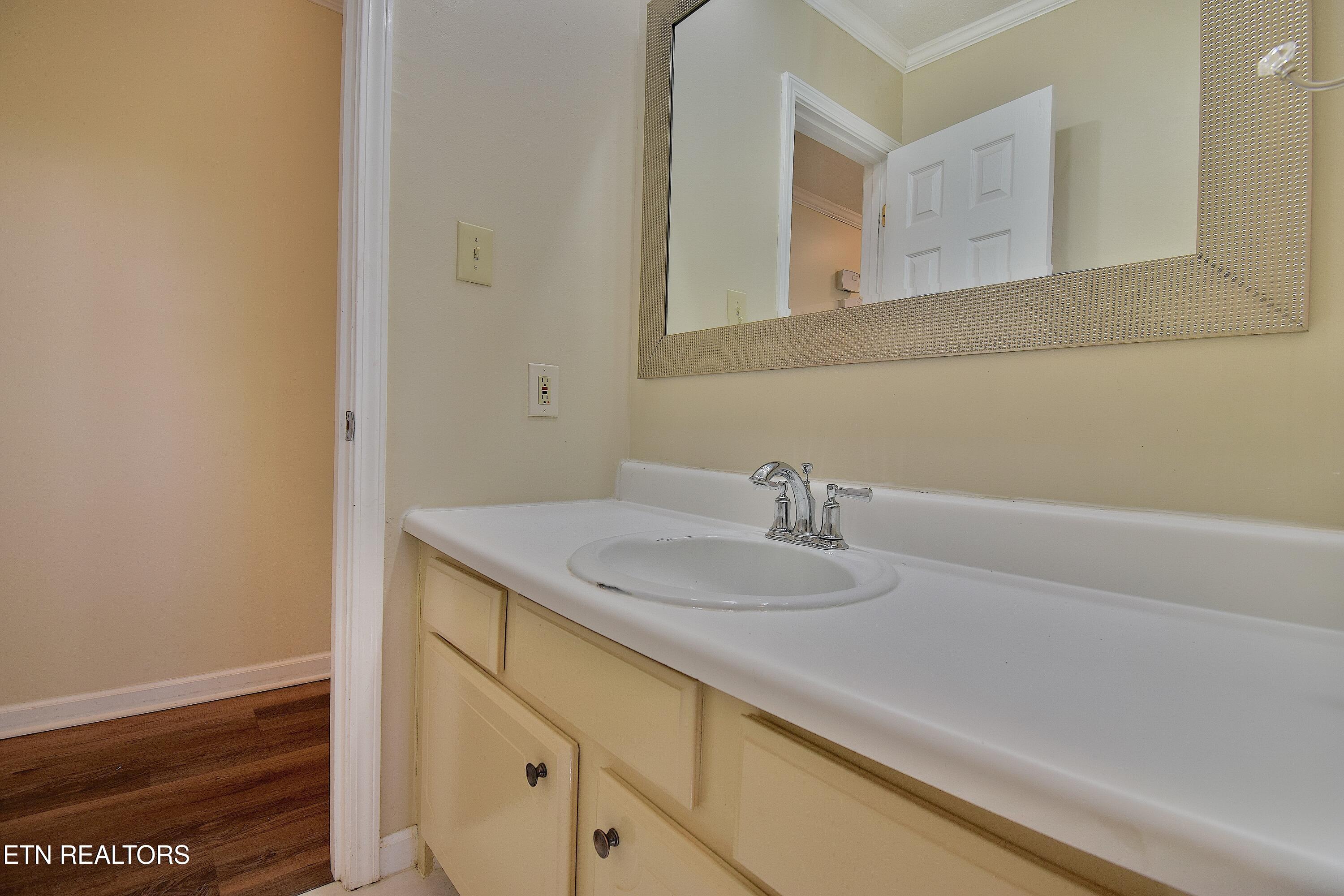 113 Balboa Circle Oak Ridge TN 37830