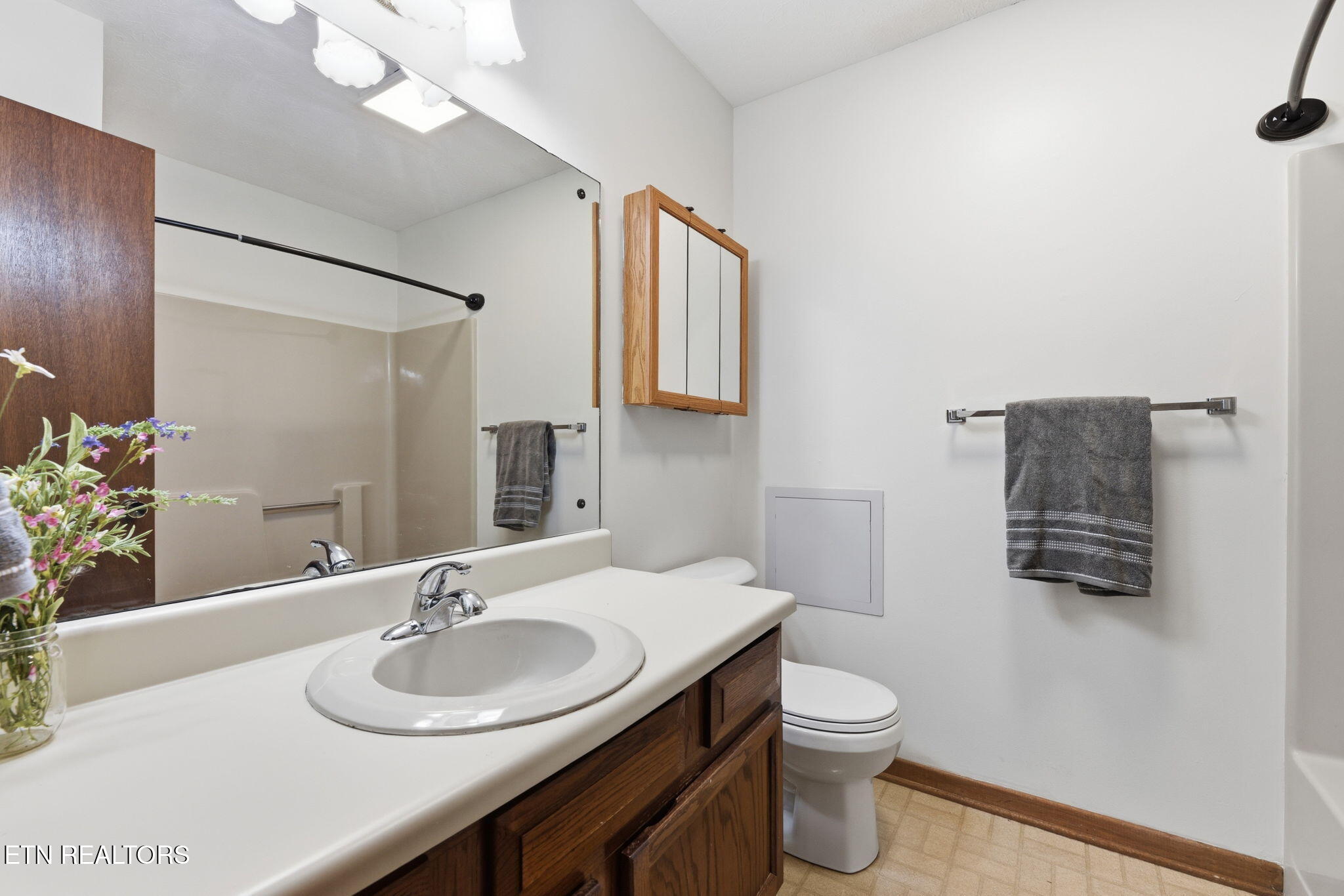 90 Tempura Drive Oak Ridge TN 37830
