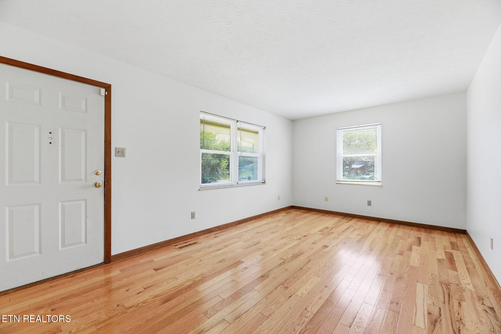 90 Tempura Drive Oak Ridge TN 37830