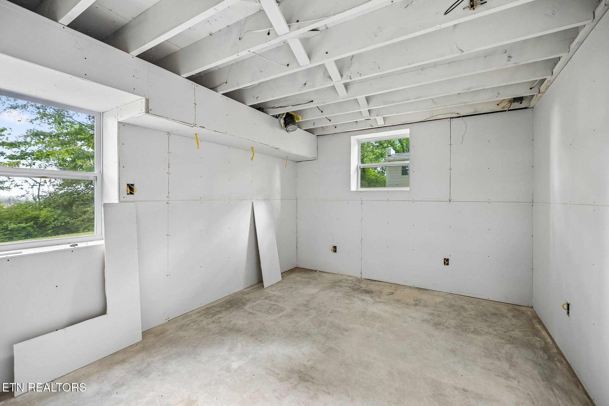 1137 View Drive Maryville TN 37801