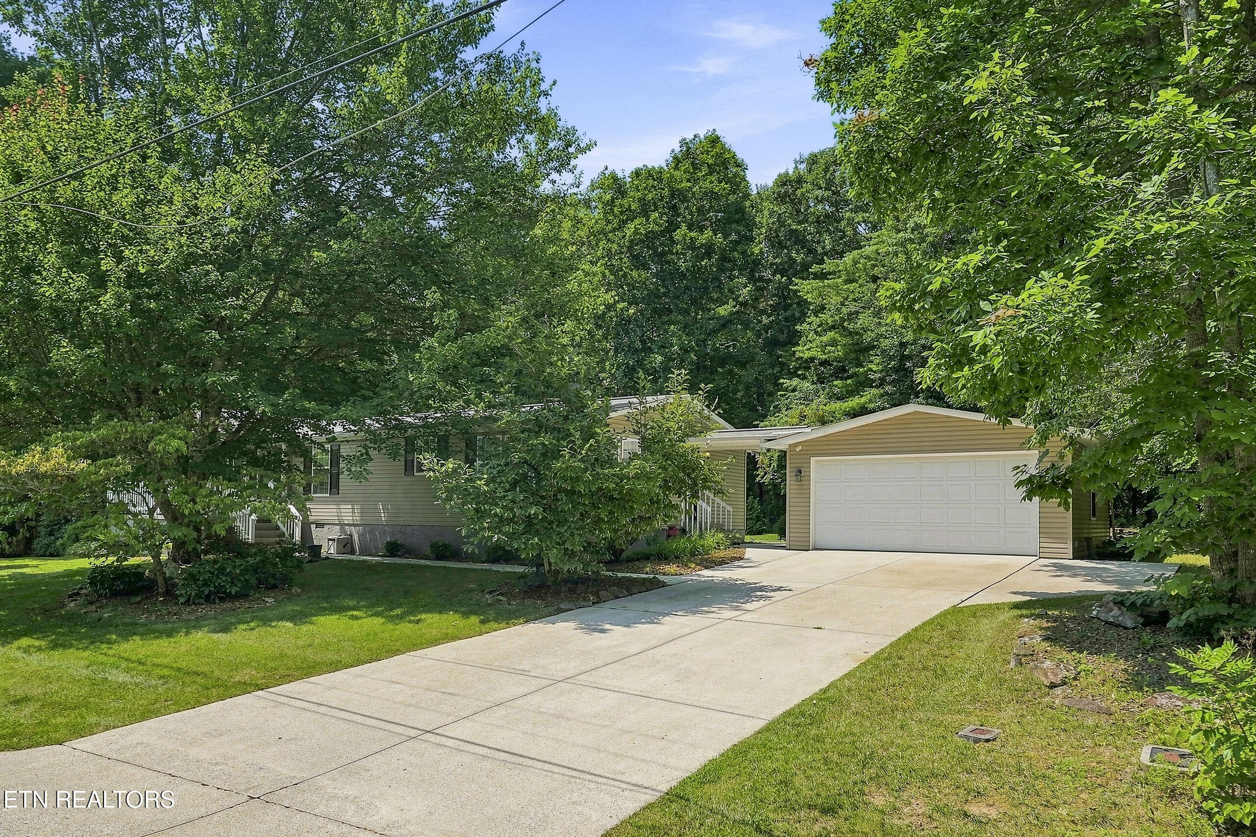 128 Prestonwood Drive Crossville TN 38558
