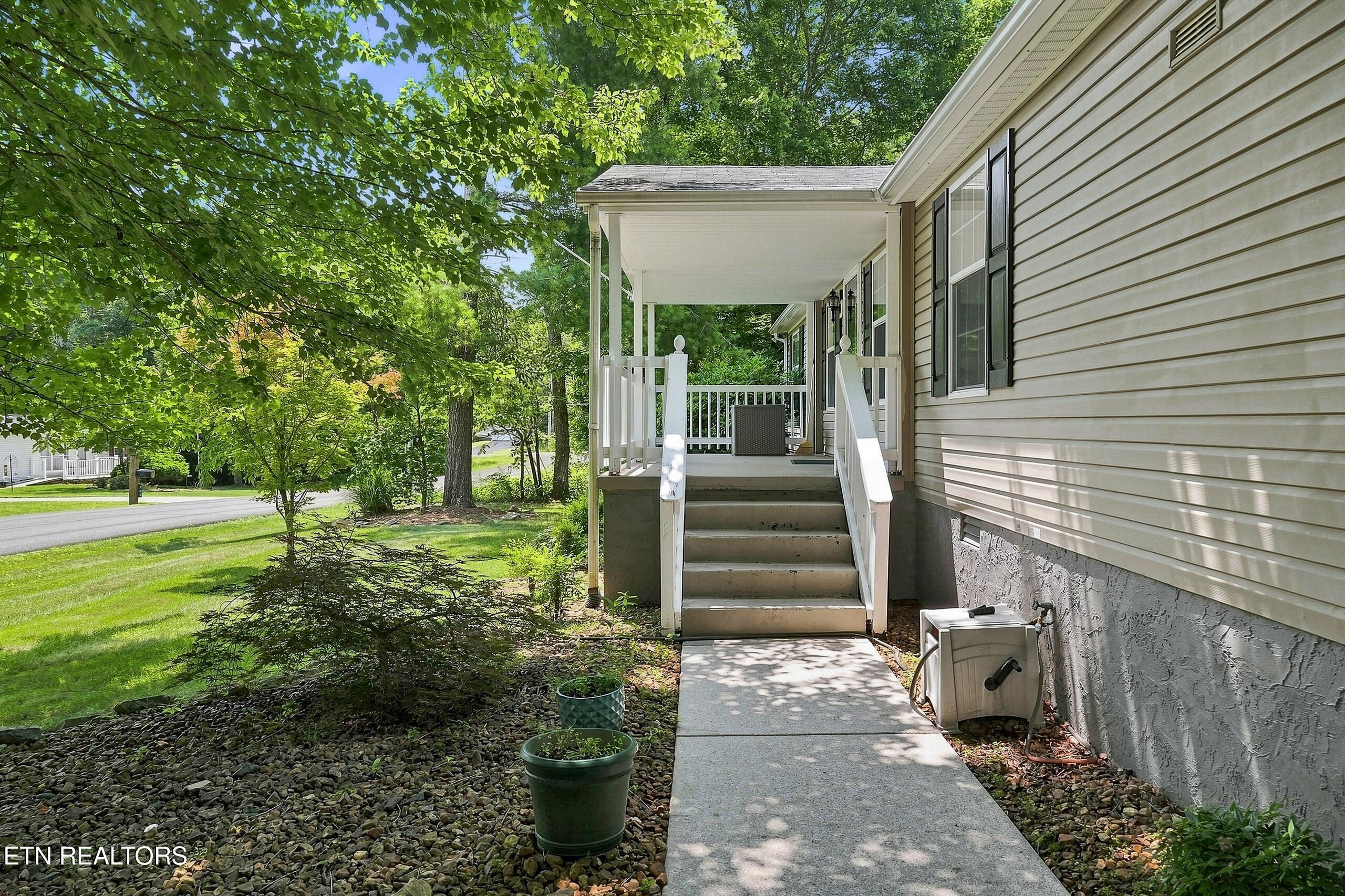128 Prestonwood Drive Crossville TN 38558
