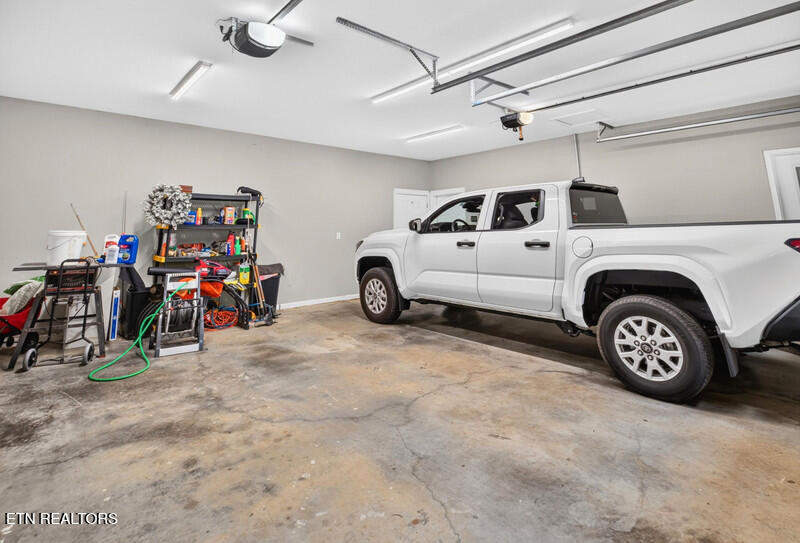 916 Redbud Drive Dandridge TN 37725