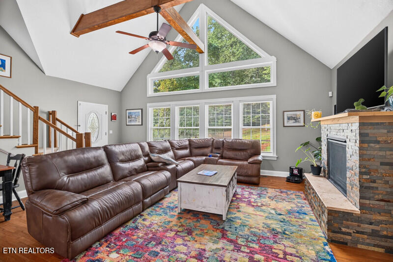 916 Redbud Drive Dandridge TN 37725