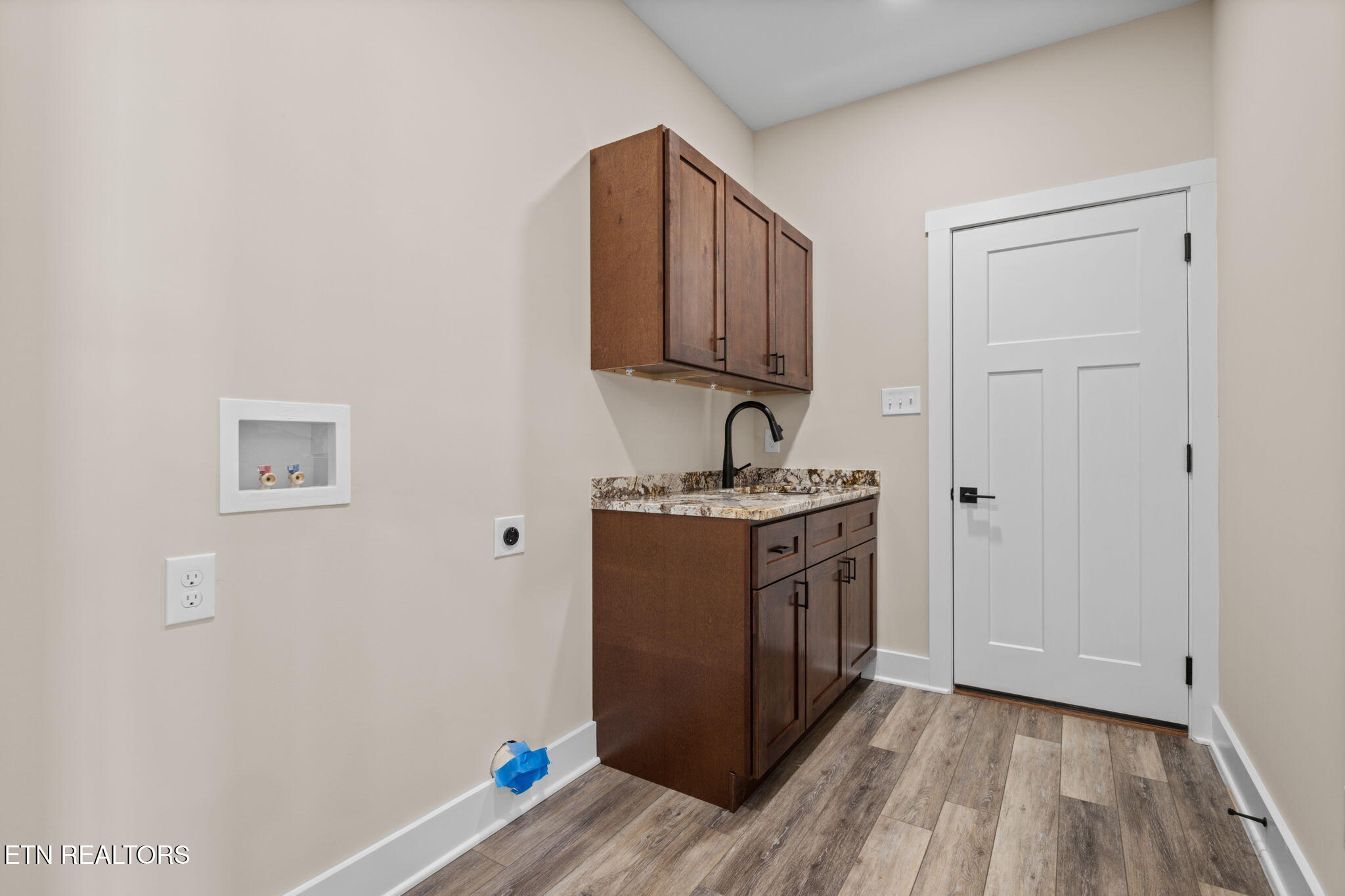 380 Hillvale Road Clinton TN 37716