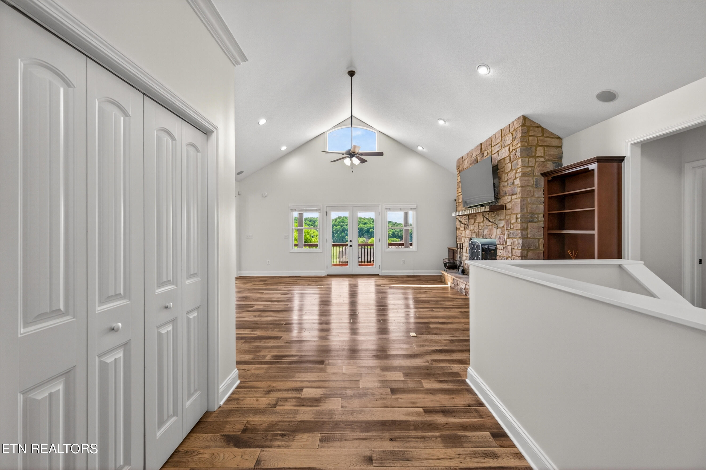 2655 Boston Chase Road Kodak TN 37764