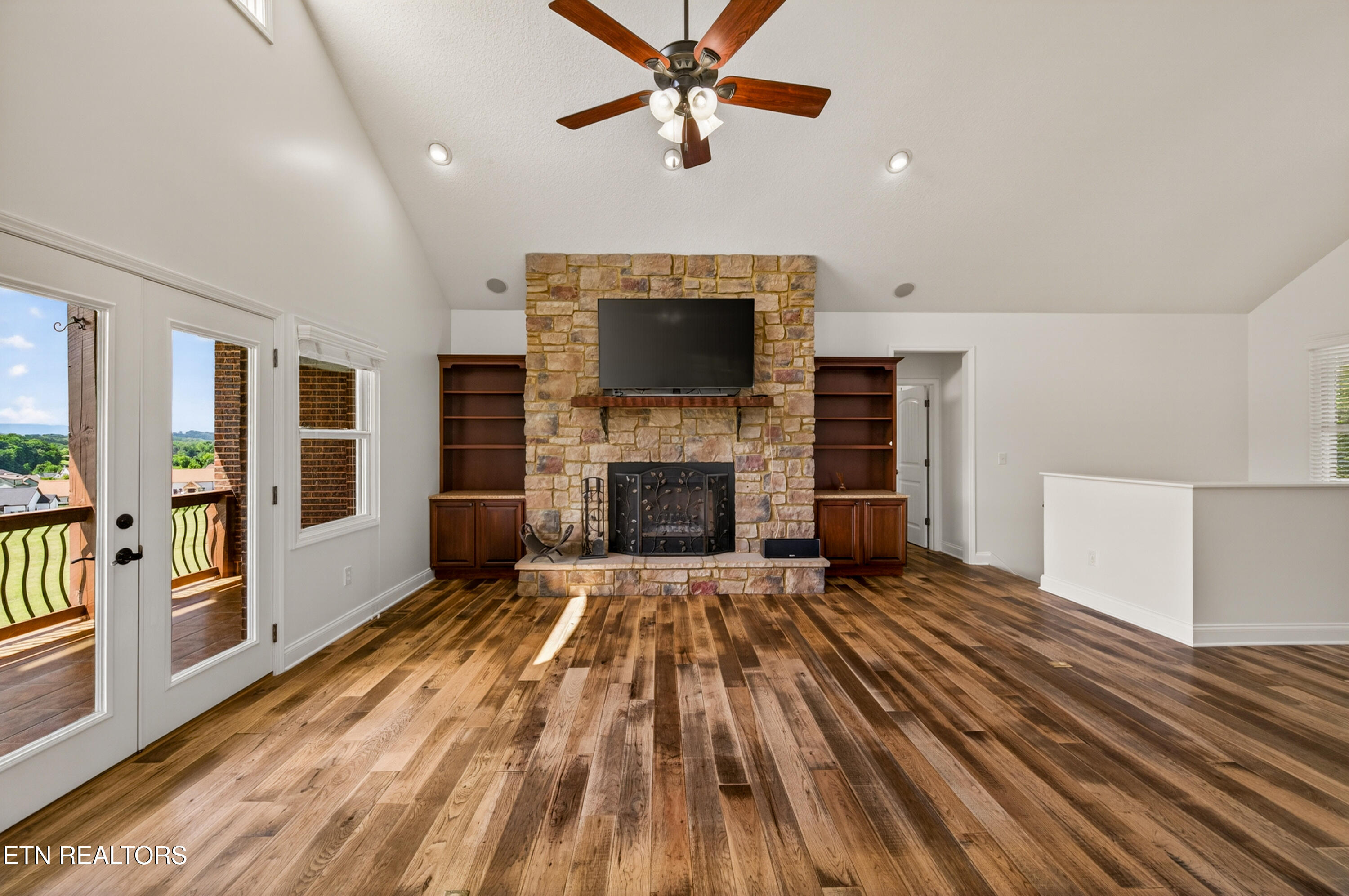 2655 Boston Chase Road Kodak TN 37764