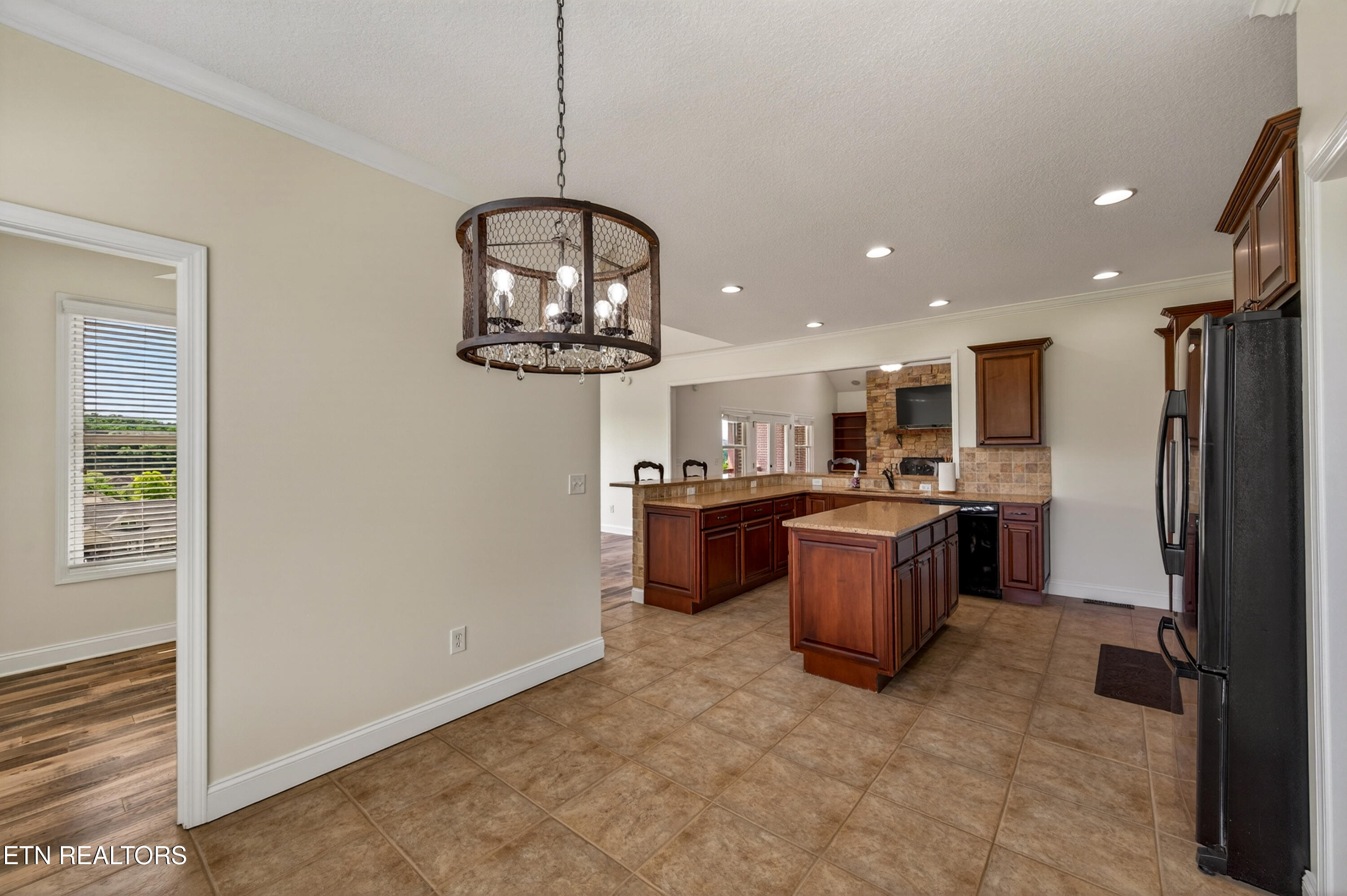 2655 Boston Chase Road Kodak TN 37764