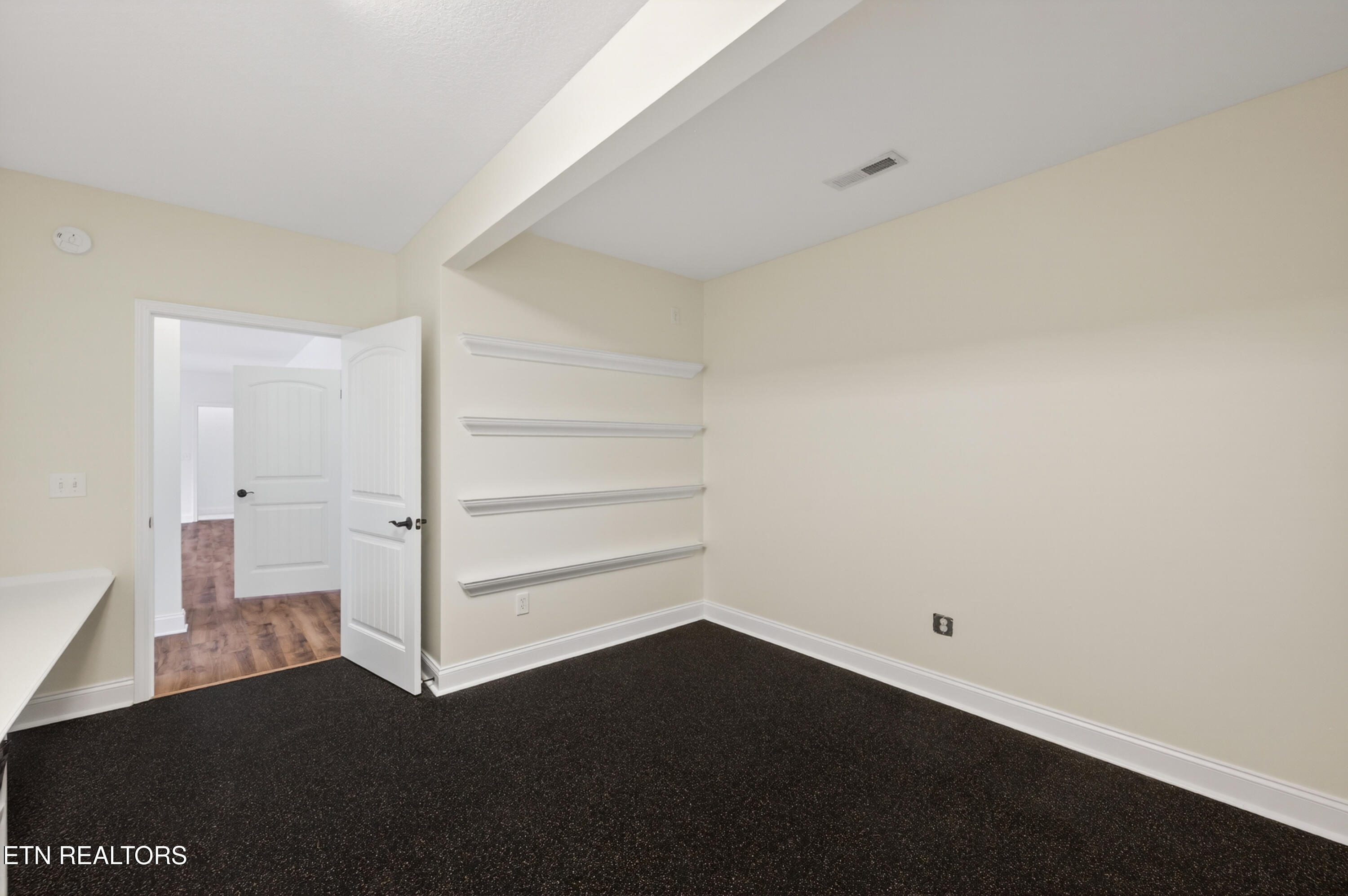 2655 Boston Chase Road Kodak TN 37764