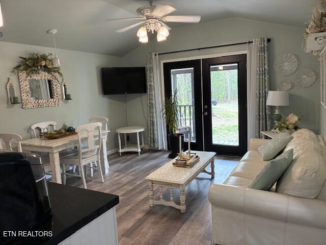 290 Curnutt Lane Ten Mile TN 37880