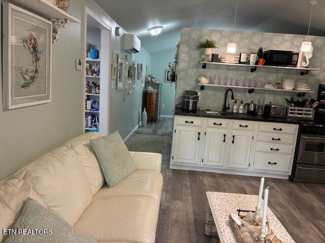 290 Curnutt Lane Ten Mile TN 37880