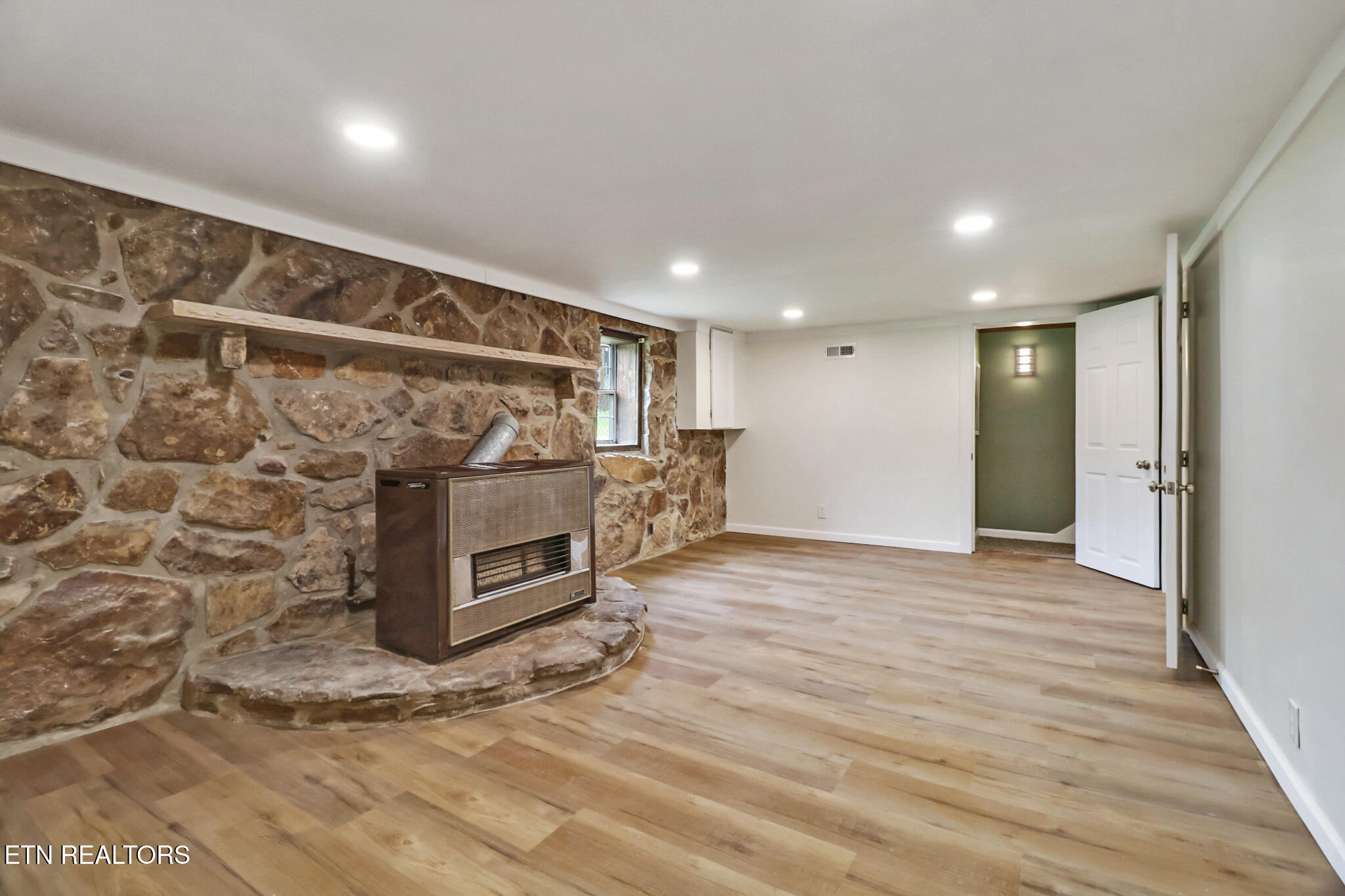 1006 Ruritan Road Harriman TN 37748