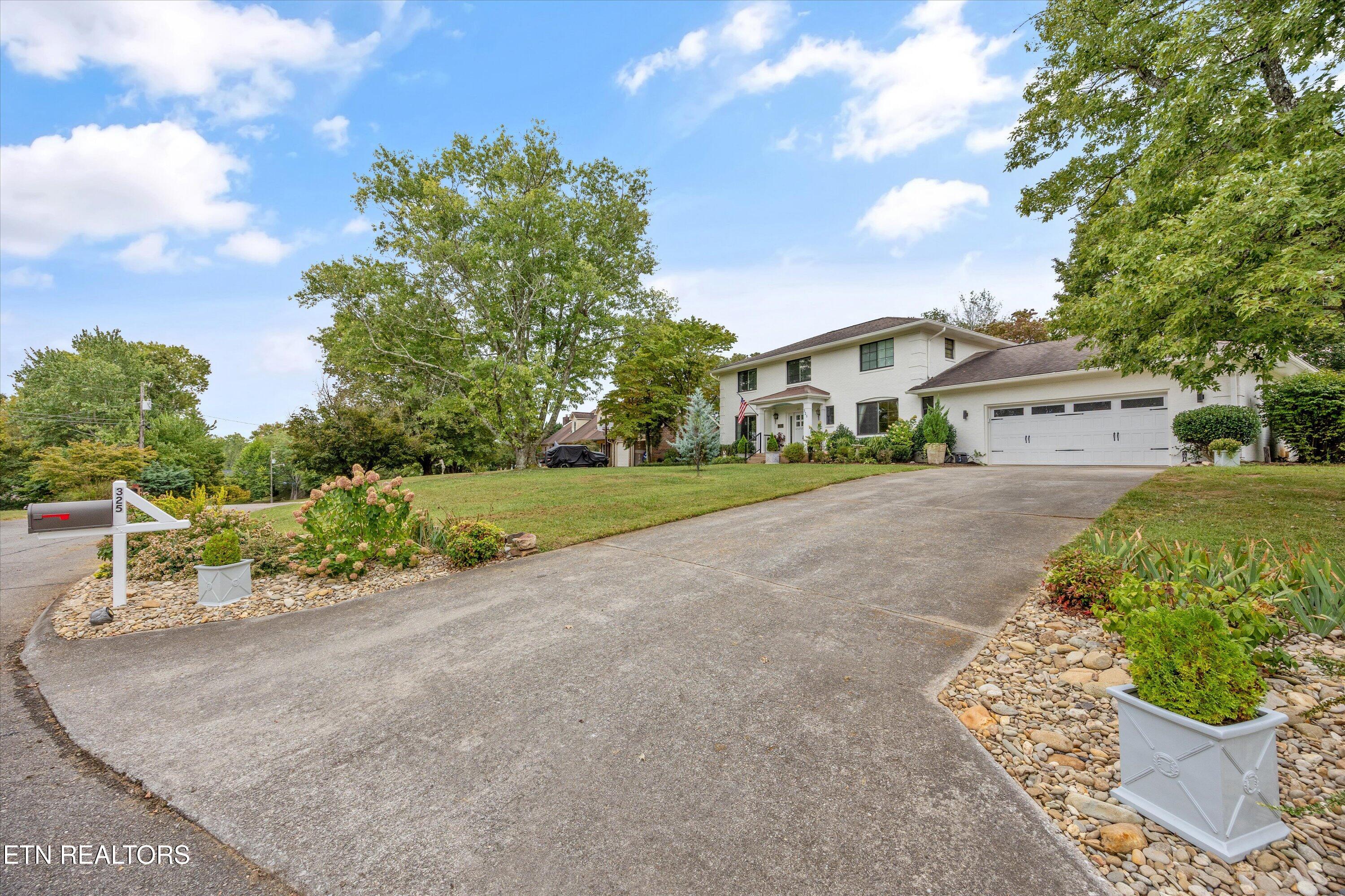 325 Asbury Drive Maryville TN 37804