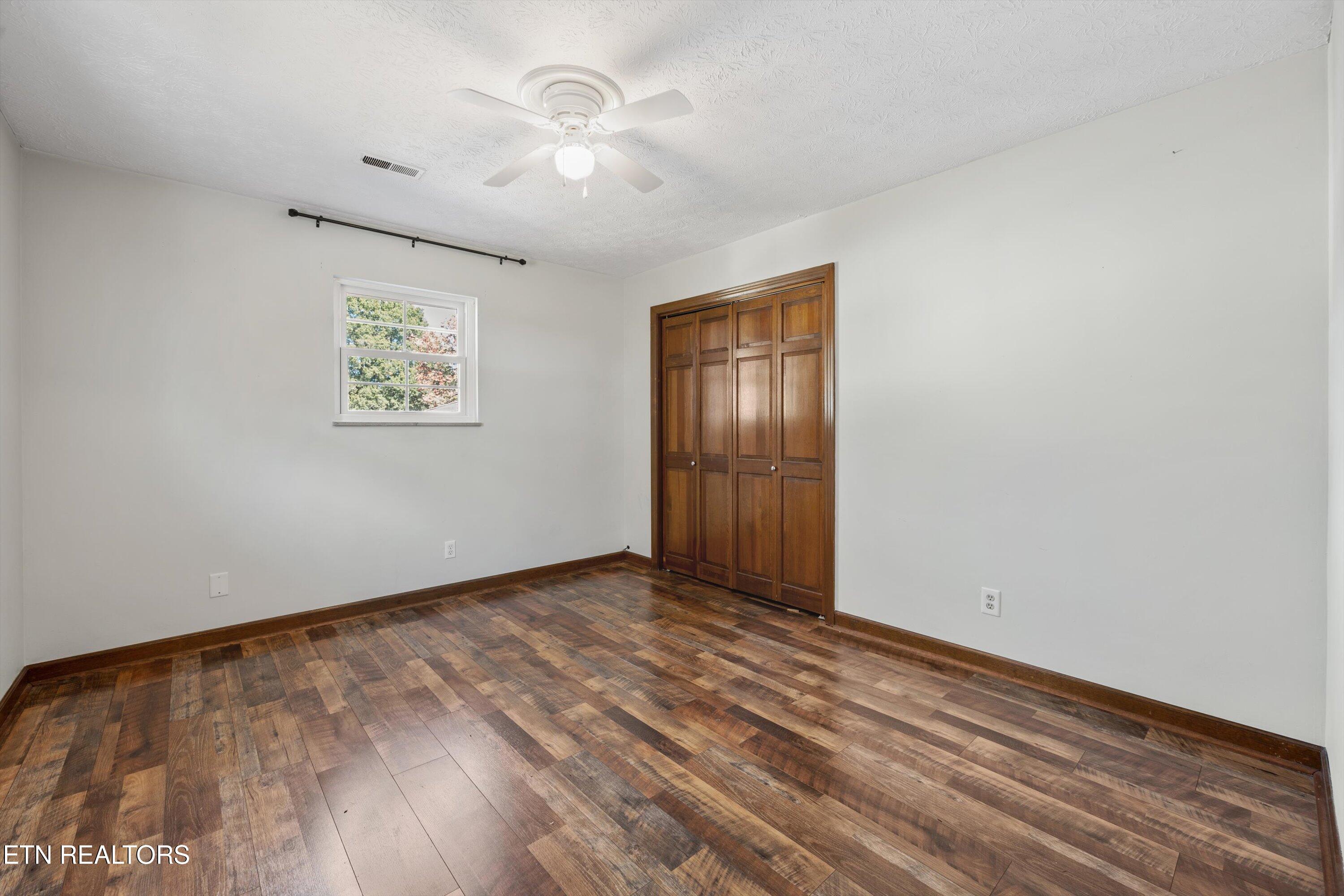 325 Asbury Drive Maryville TN 37804