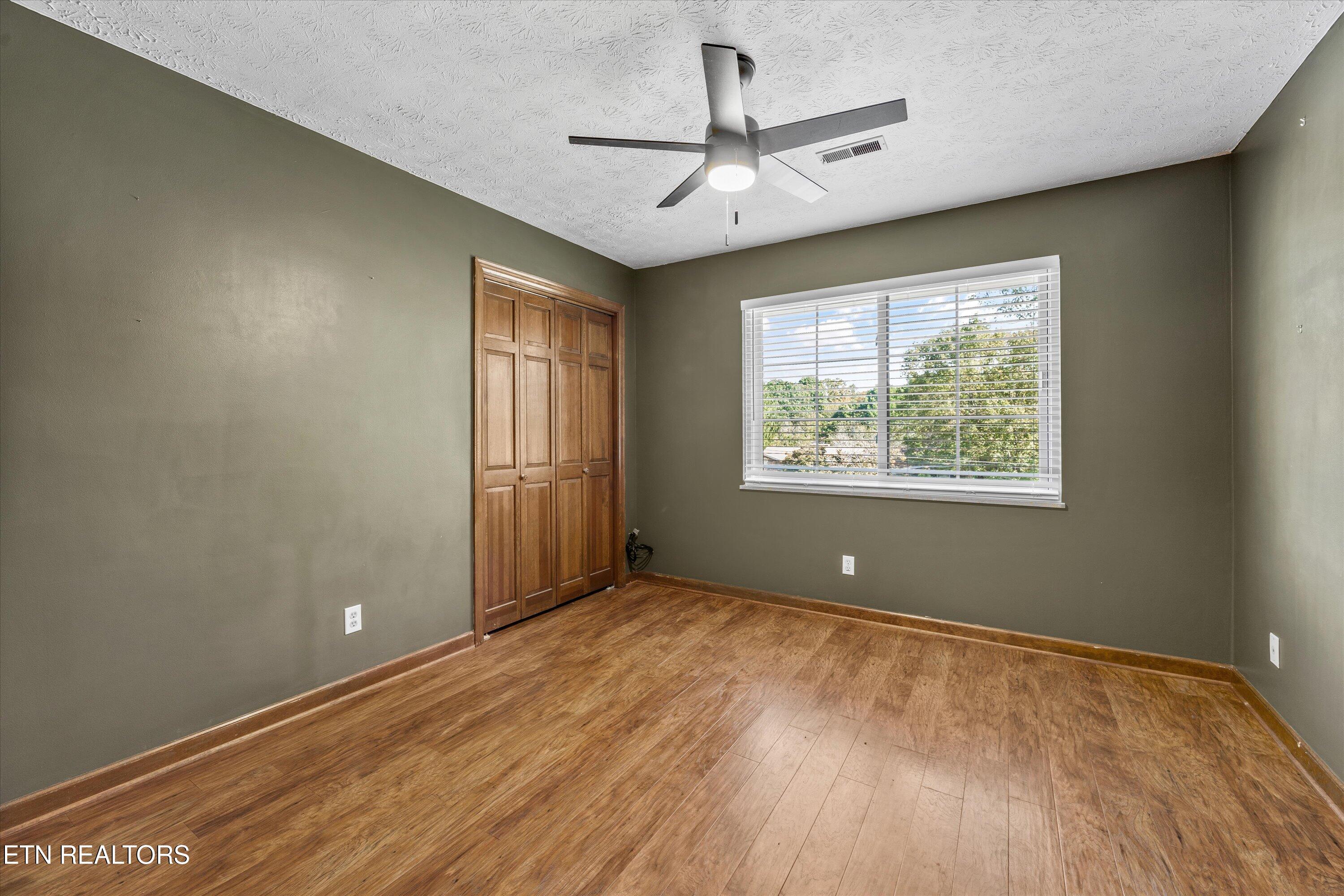 325 Asbury Drive Maryville TN 37804