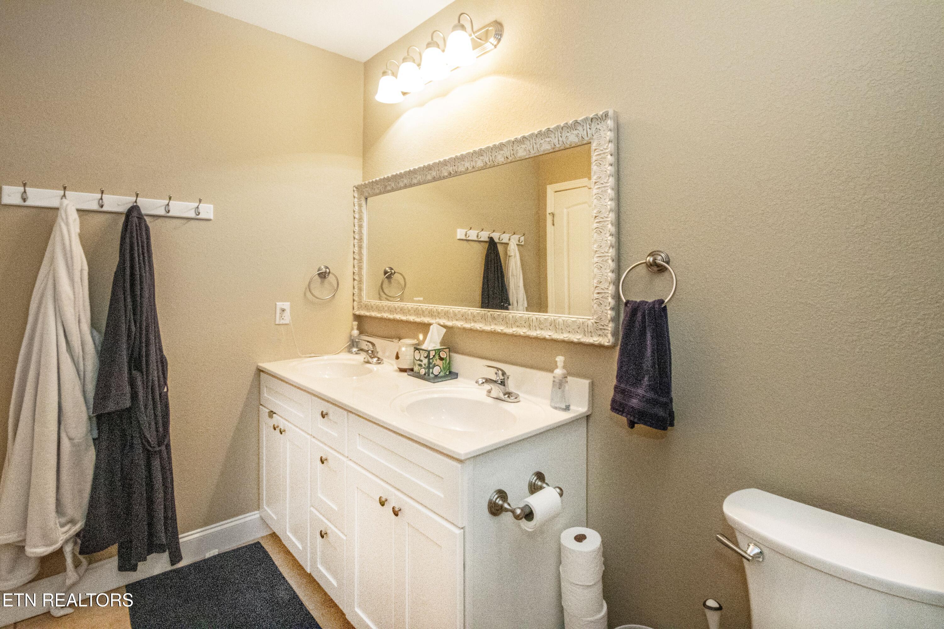 8221 Broken Rock Lane Knoxville TN 37924