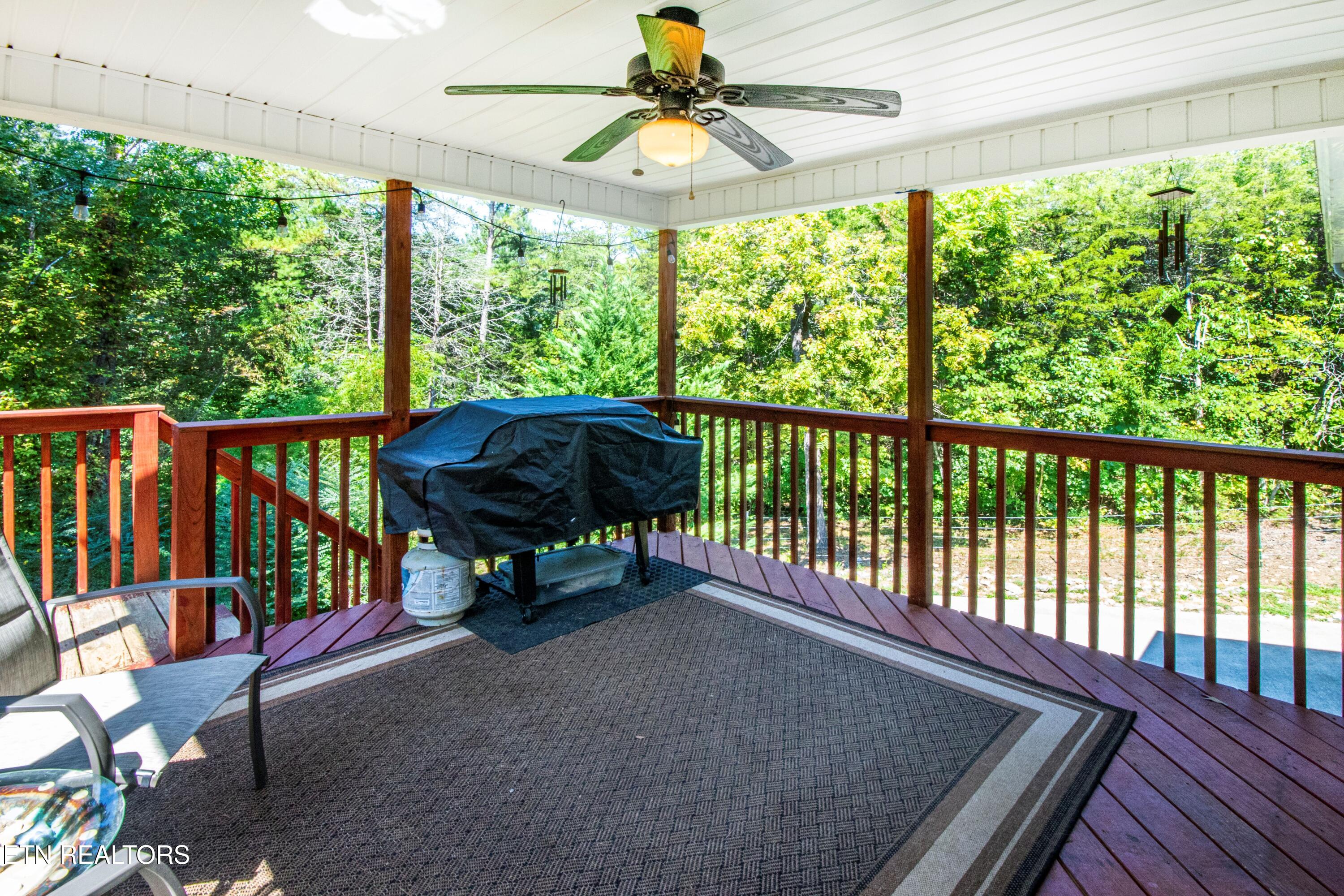 8221 Broken Rock Lane Knoxville TN 37924