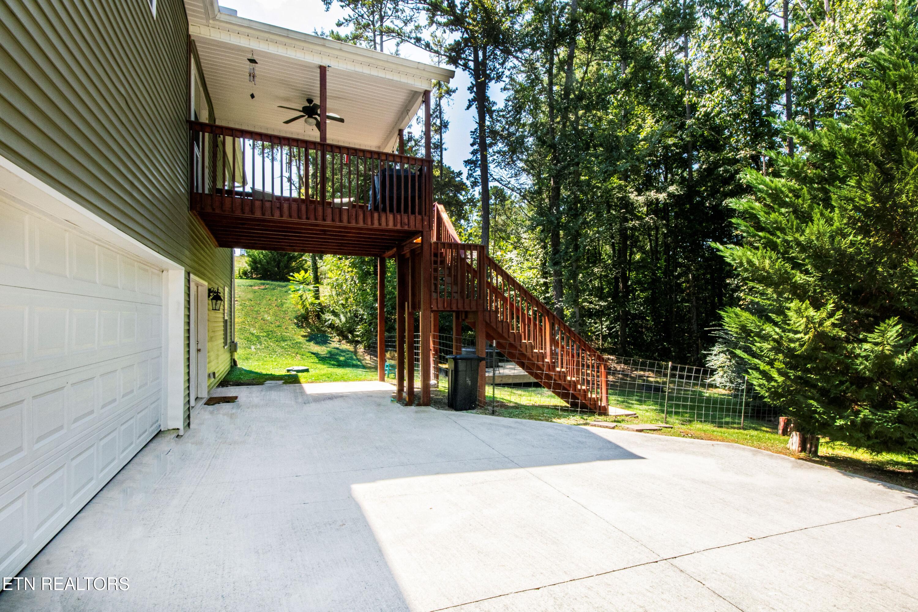8221 Broken Rock Lane Knoxville TN 37924