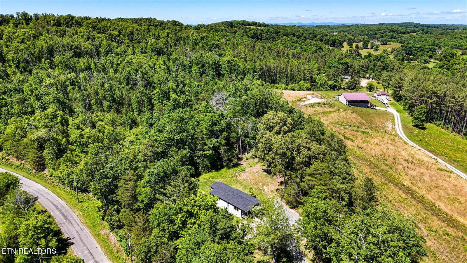 522 County Road 271 Niota TN 37826