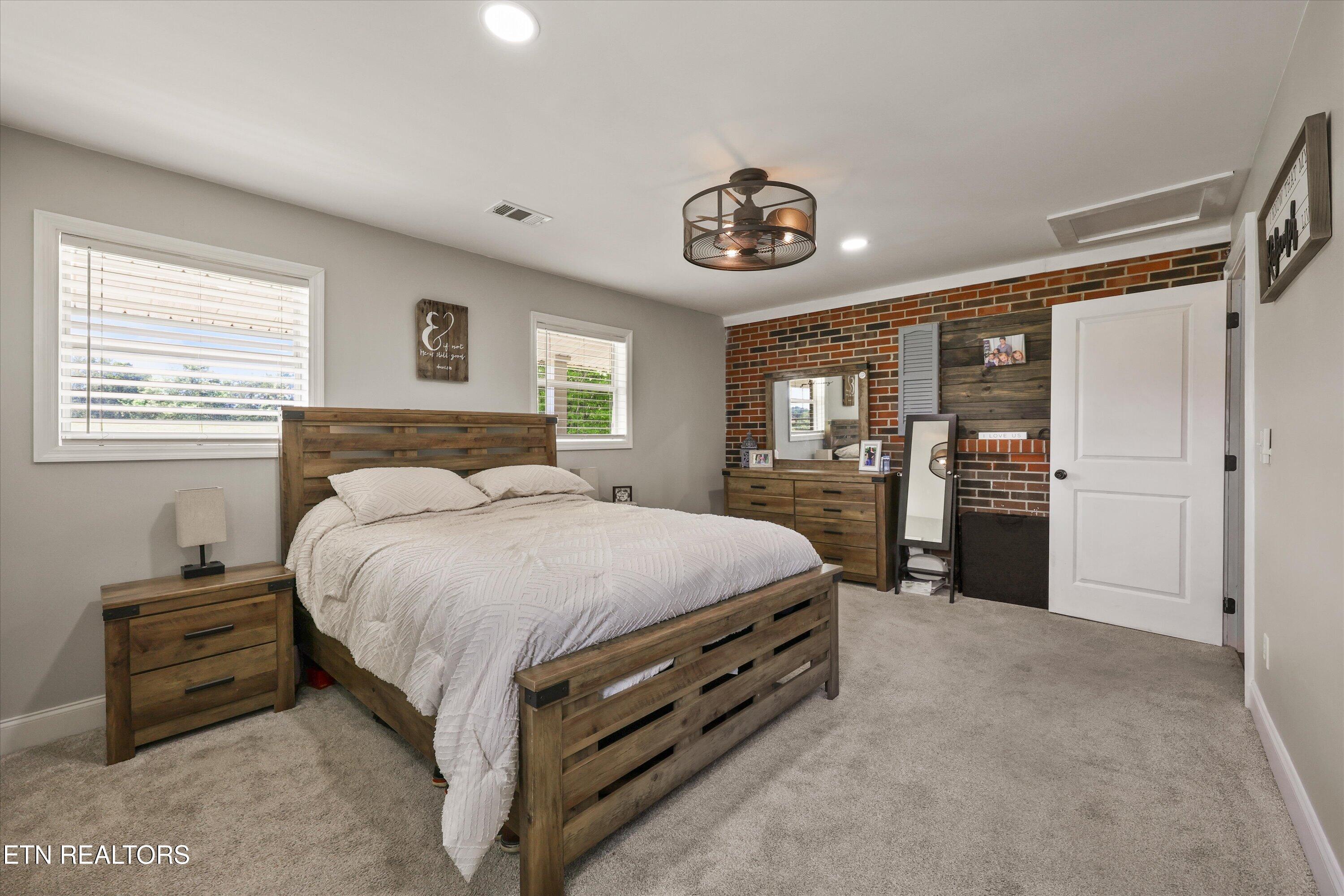 858 Seed Tick Road Philadelphia TN 37846