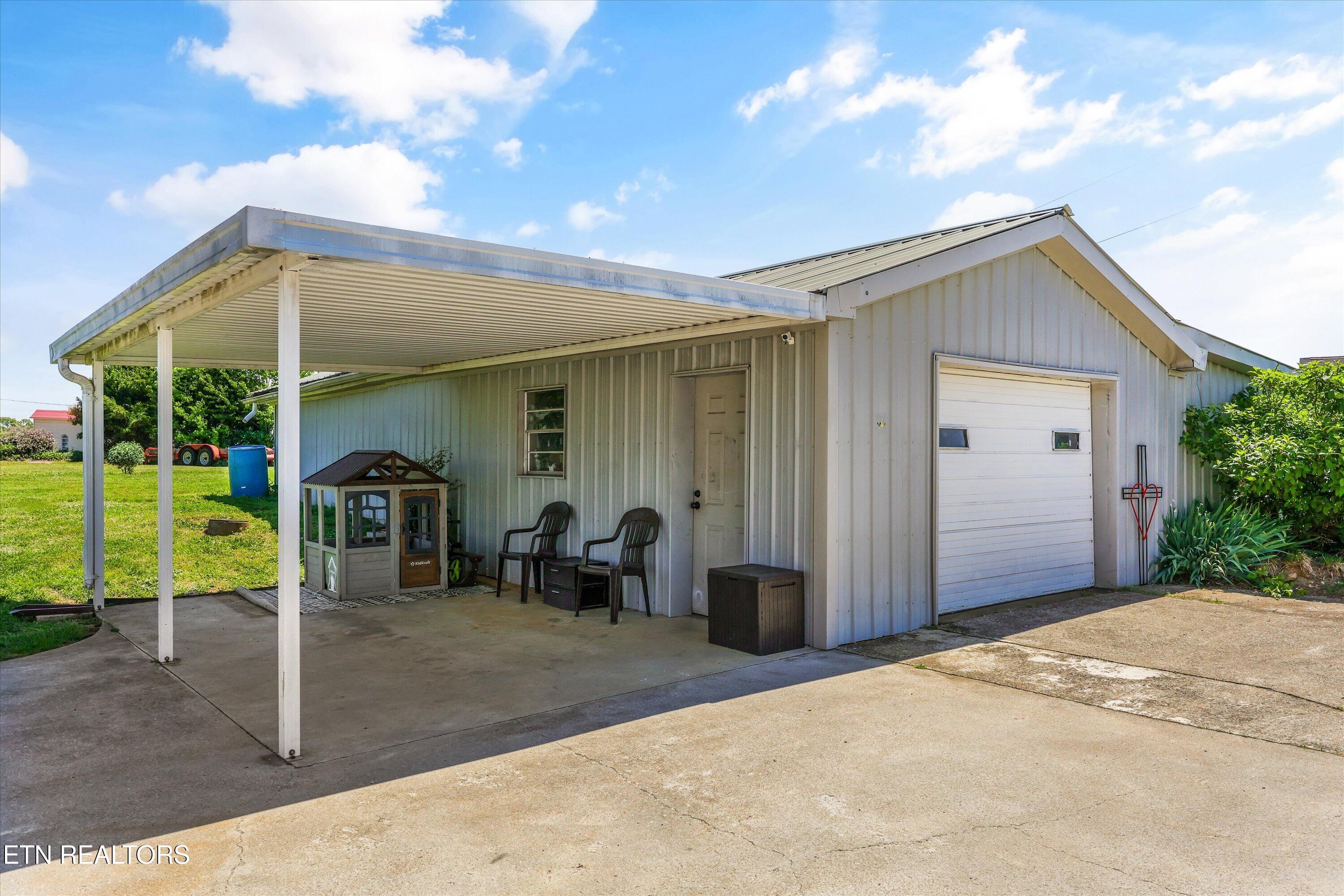 858 Seed Tick Road Philadelphia TN 37846