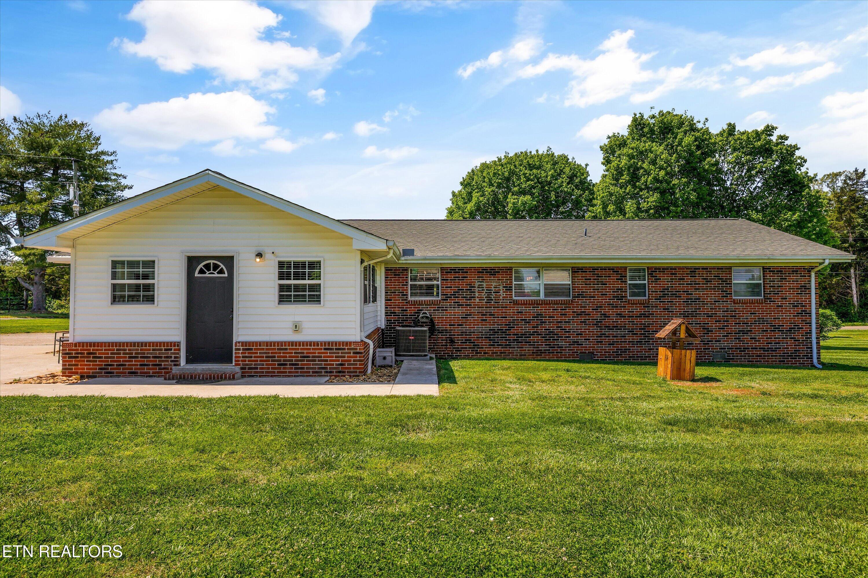 858 Seed Tick Road Philadelphia TN 37846