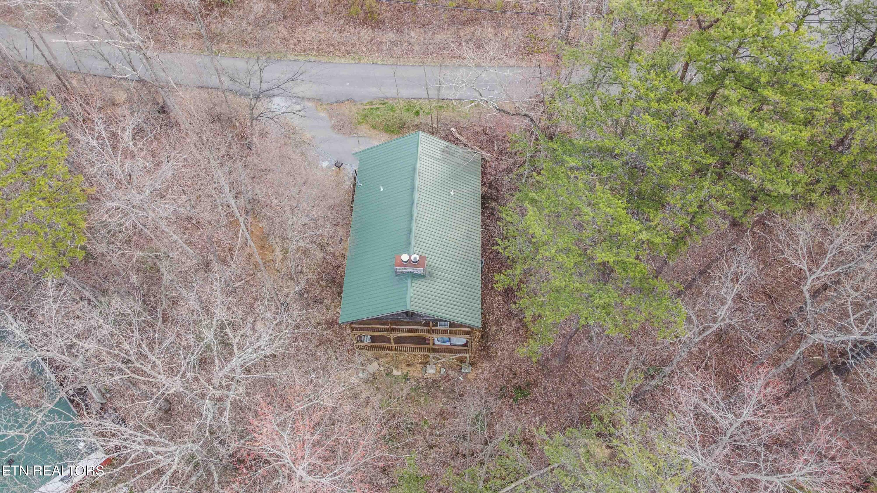 1520 Ski View Lane Sevierville TN 37876