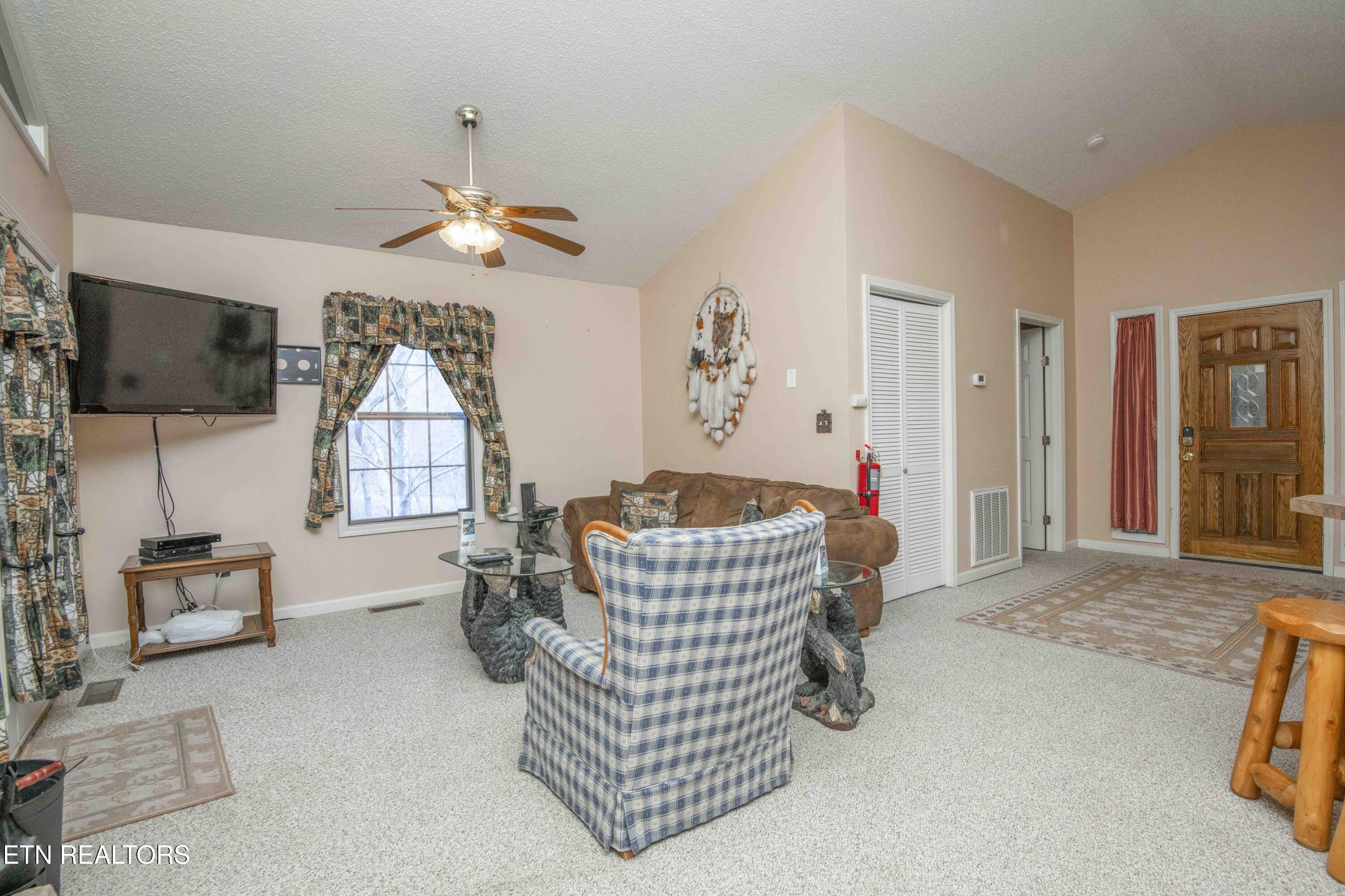 1520 Ski View Lane Sevierville TN 37876