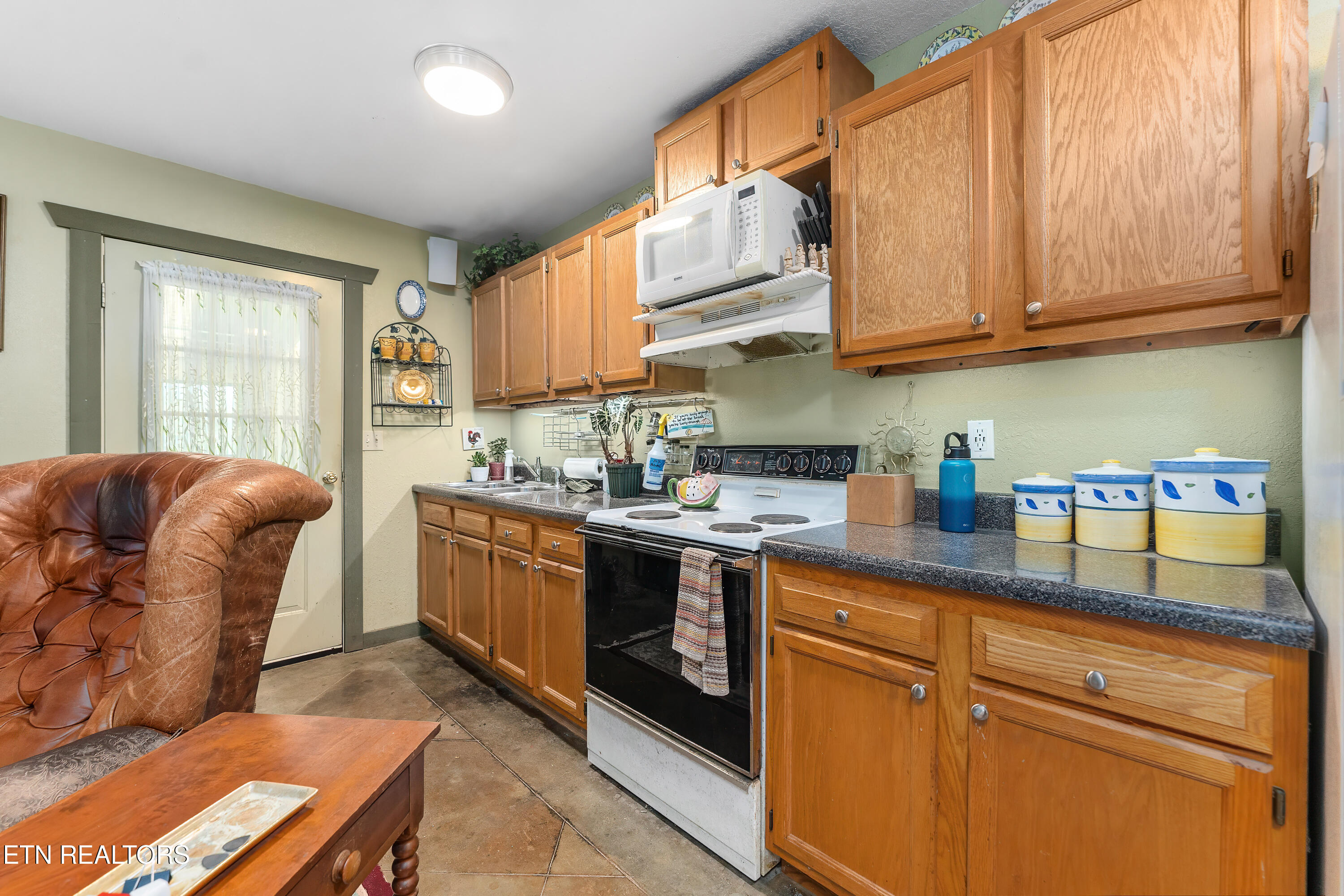 2851 Kingston Highway Kingston TN 37763