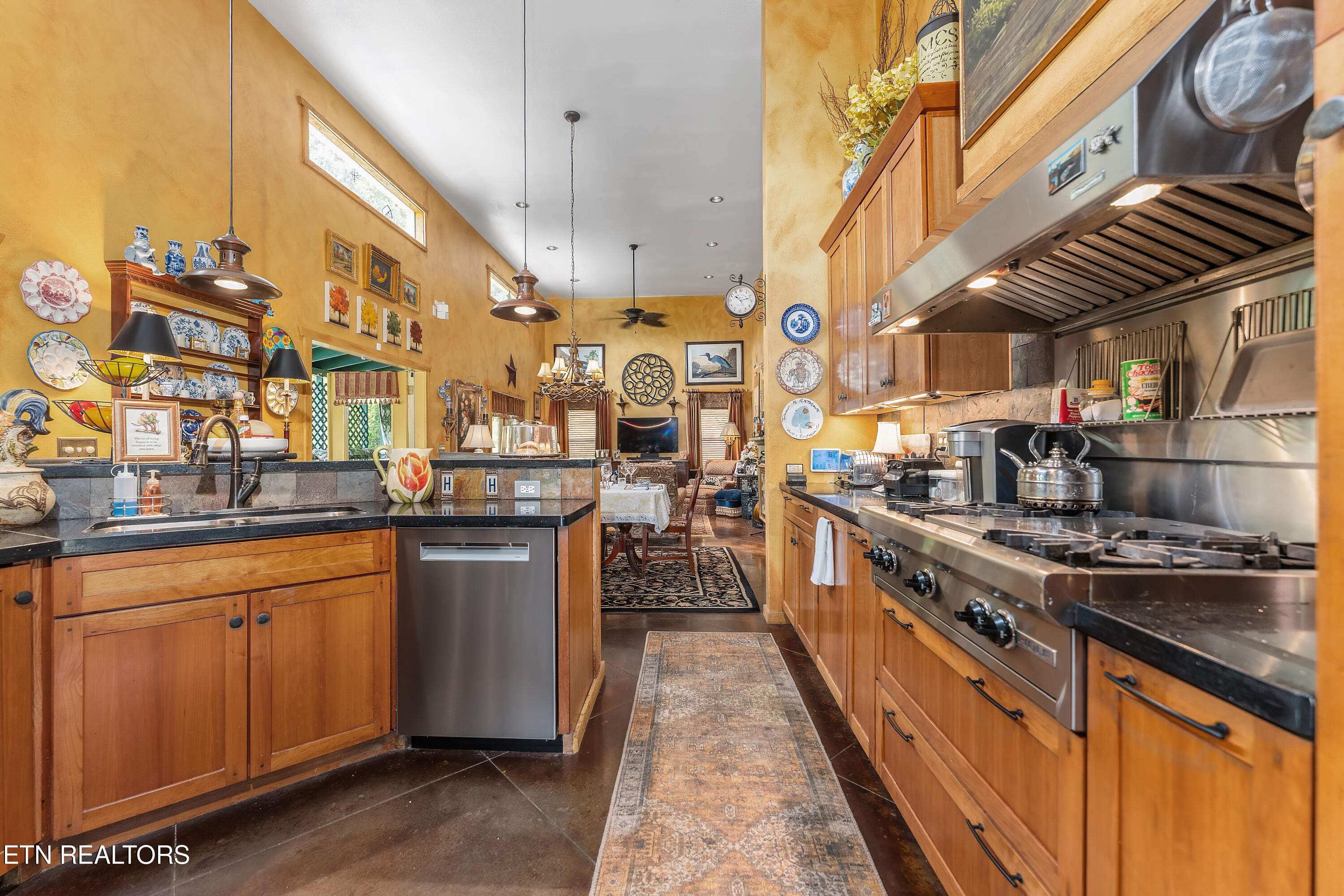 2851 Kingston Highway Kingston TN 37763