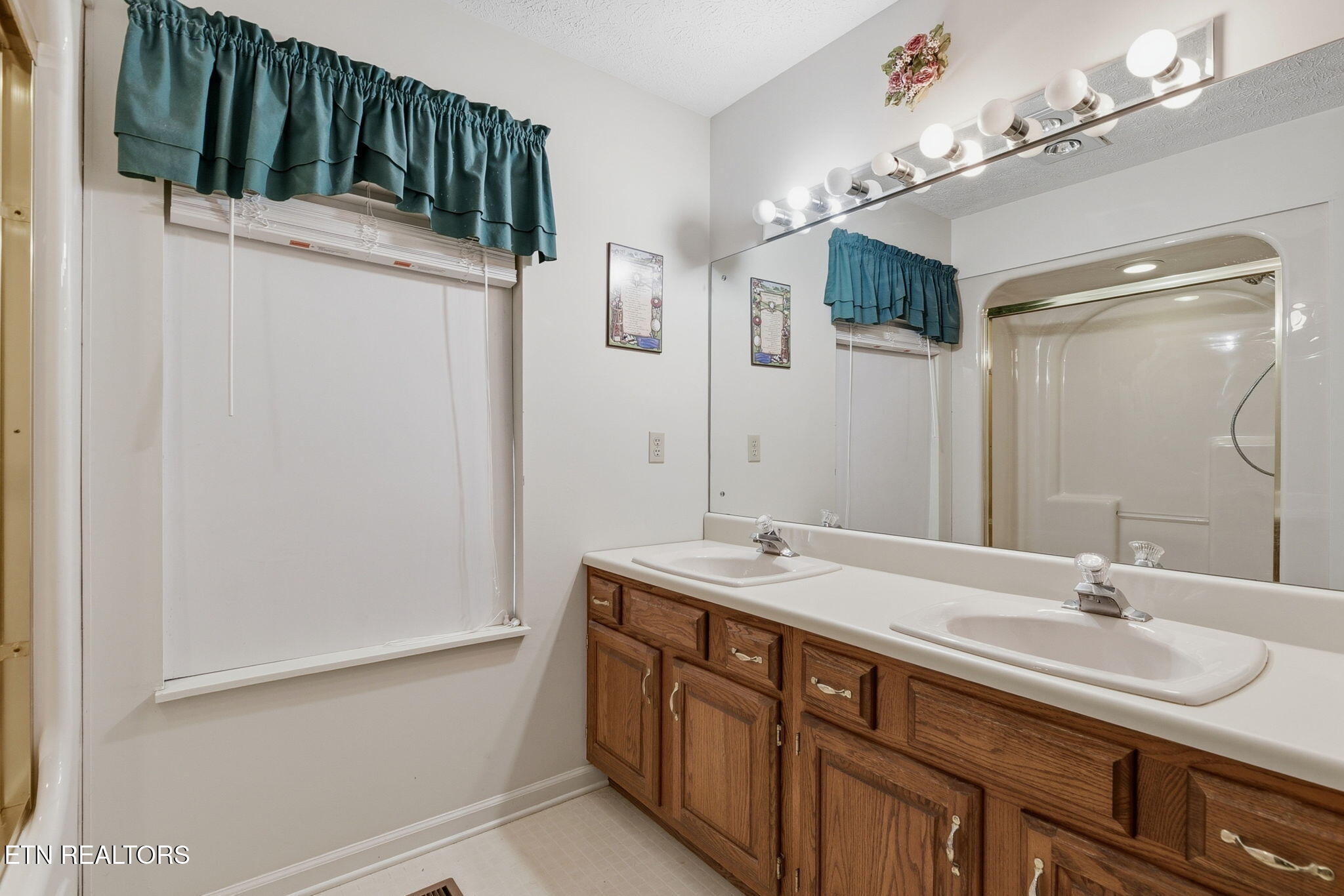 5905 Clearbrook Drive Knoxville TN 37918