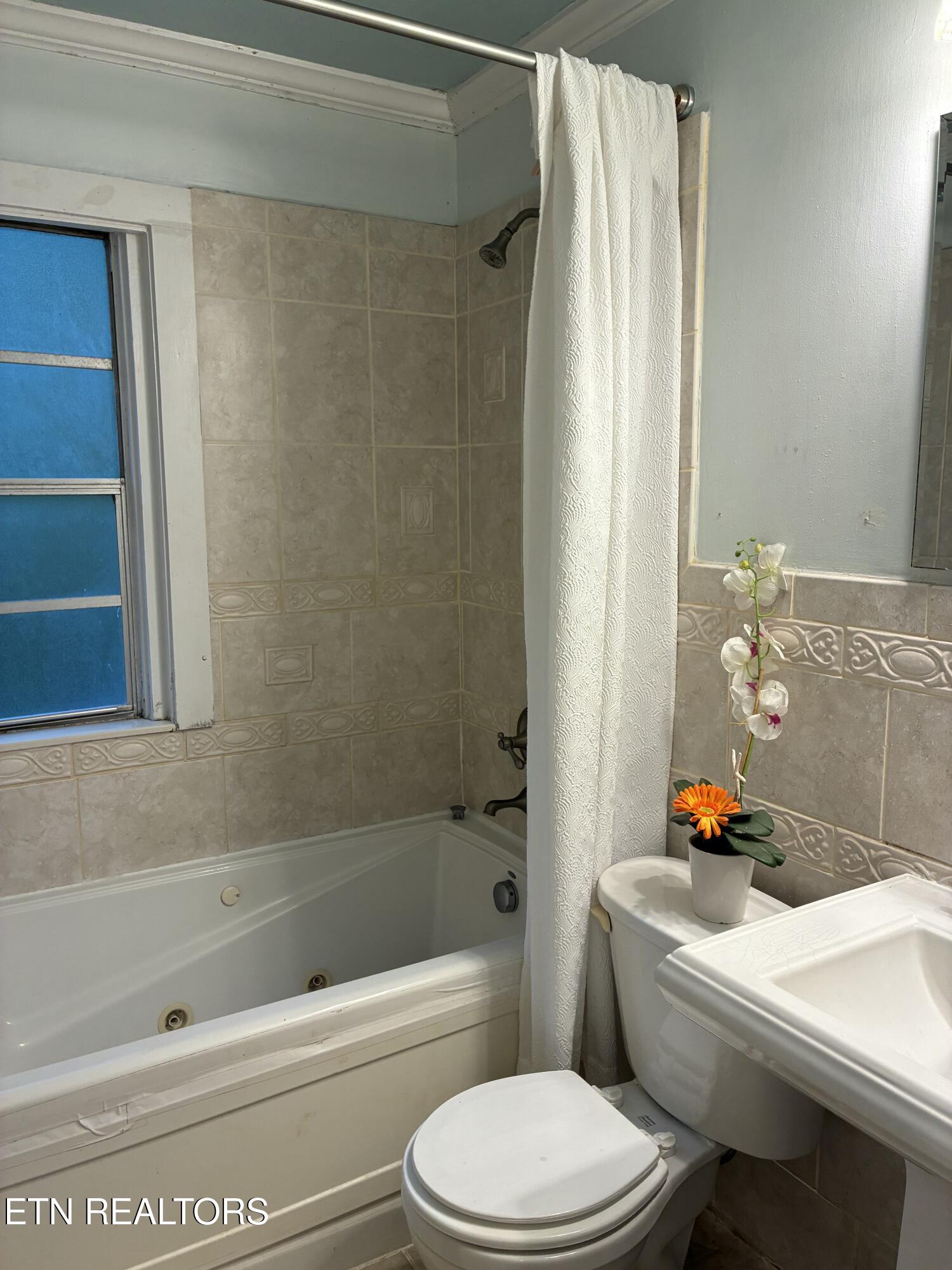 114 Glendale Lane Oak Ridge TN 37830