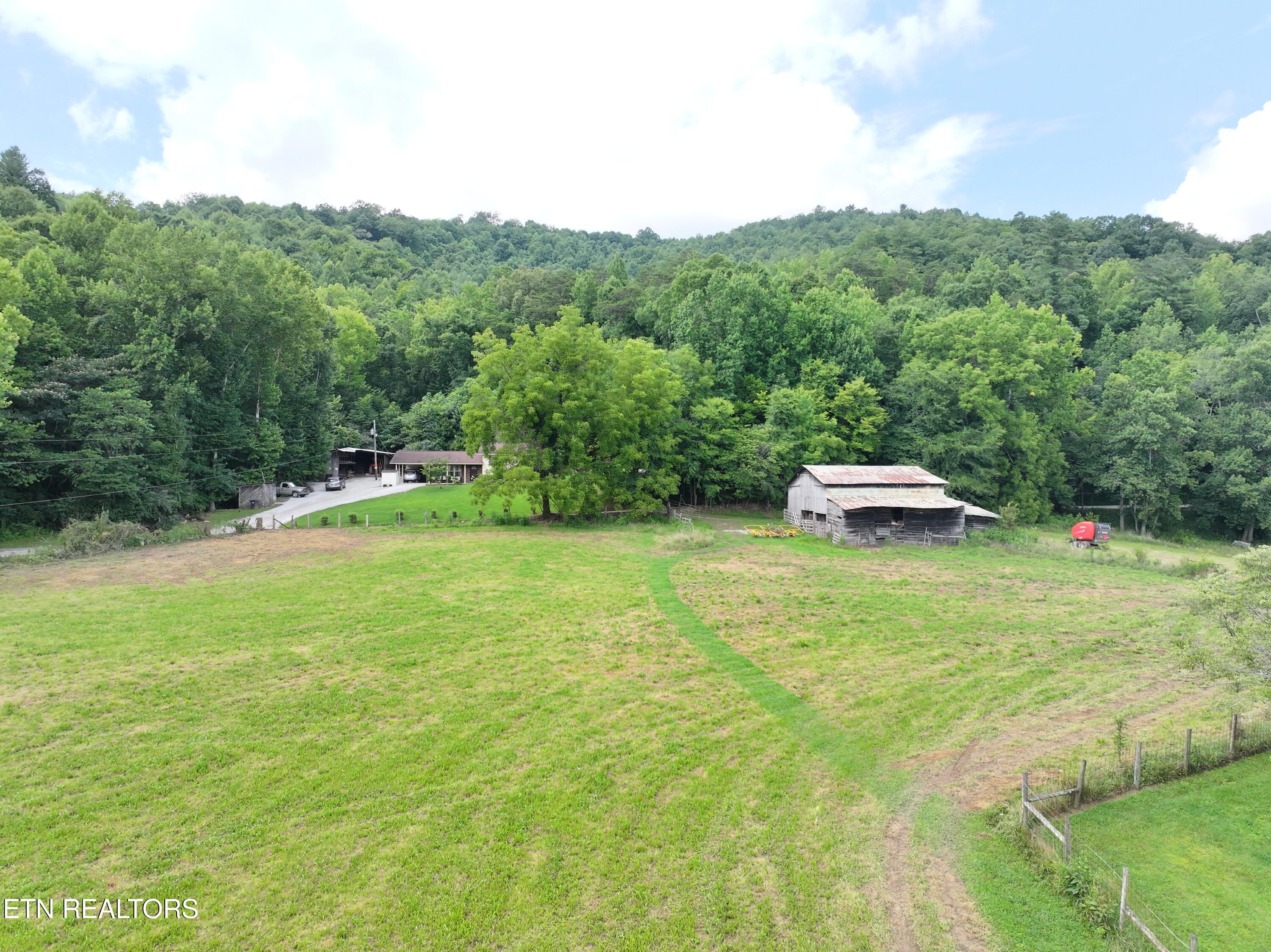 7914 Brimstone Road Robbins TN 37852