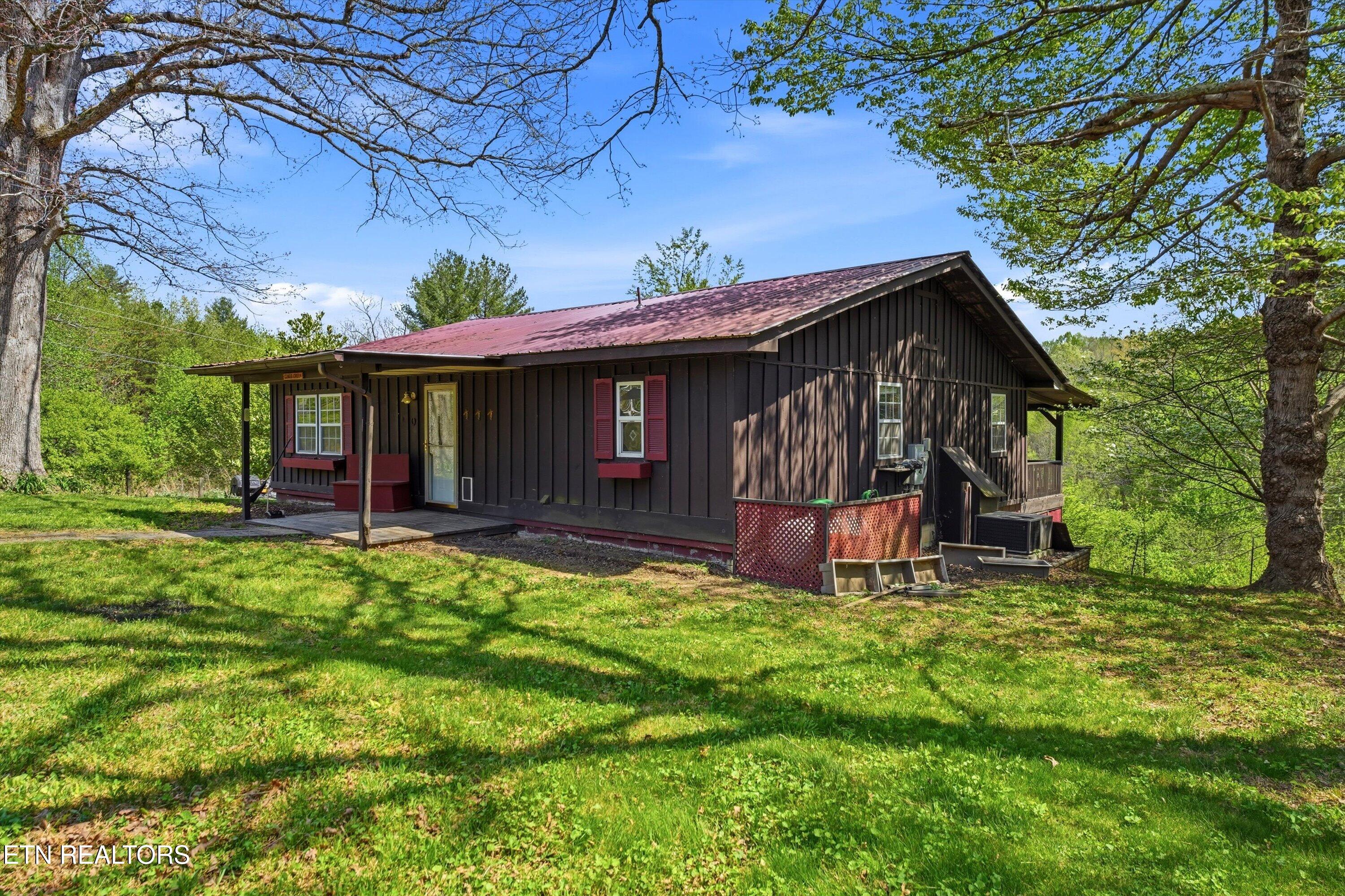 533 Epperson Road Tellico Plains TN 37385