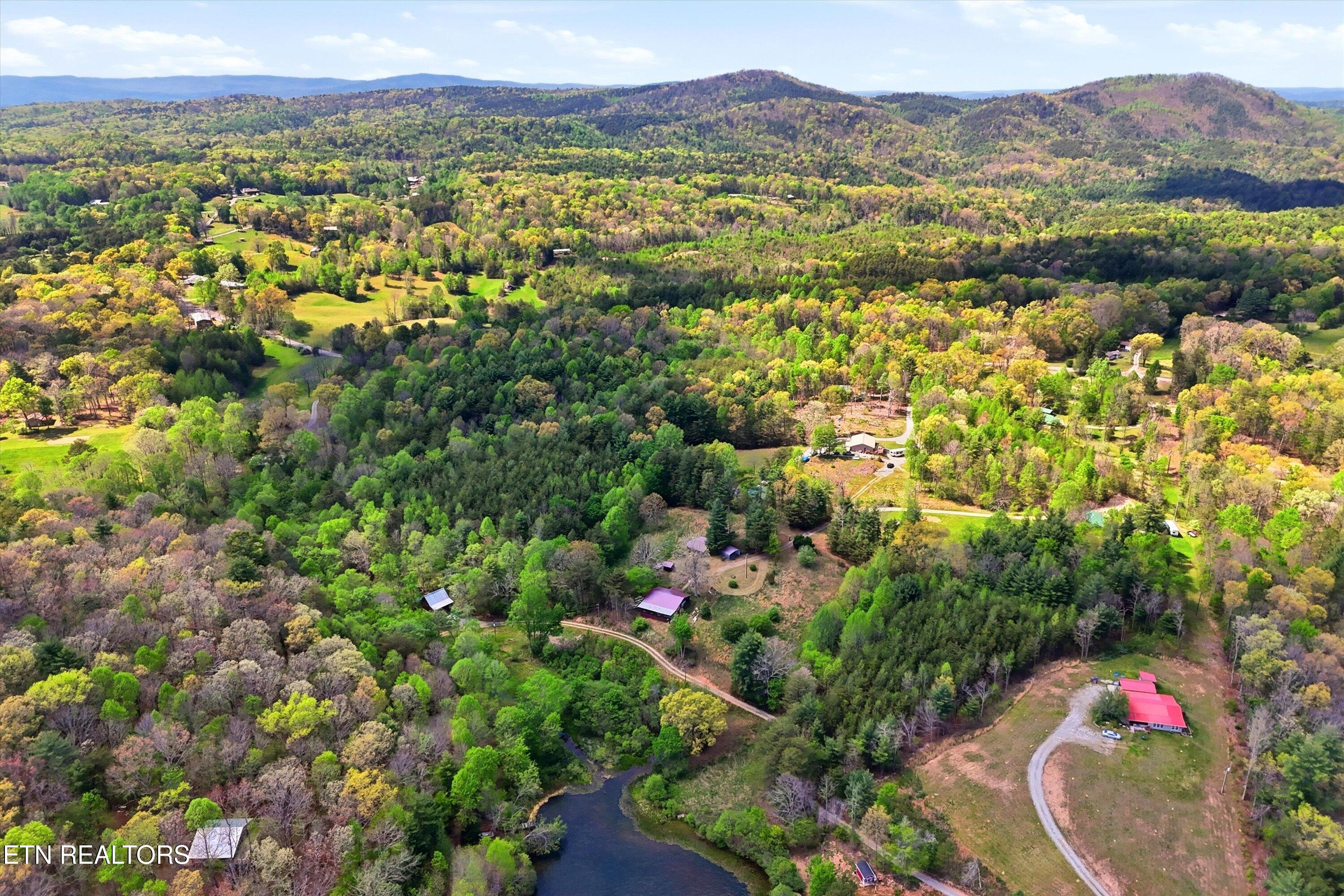 533 Epperson Road Tellico Plains TN 37385