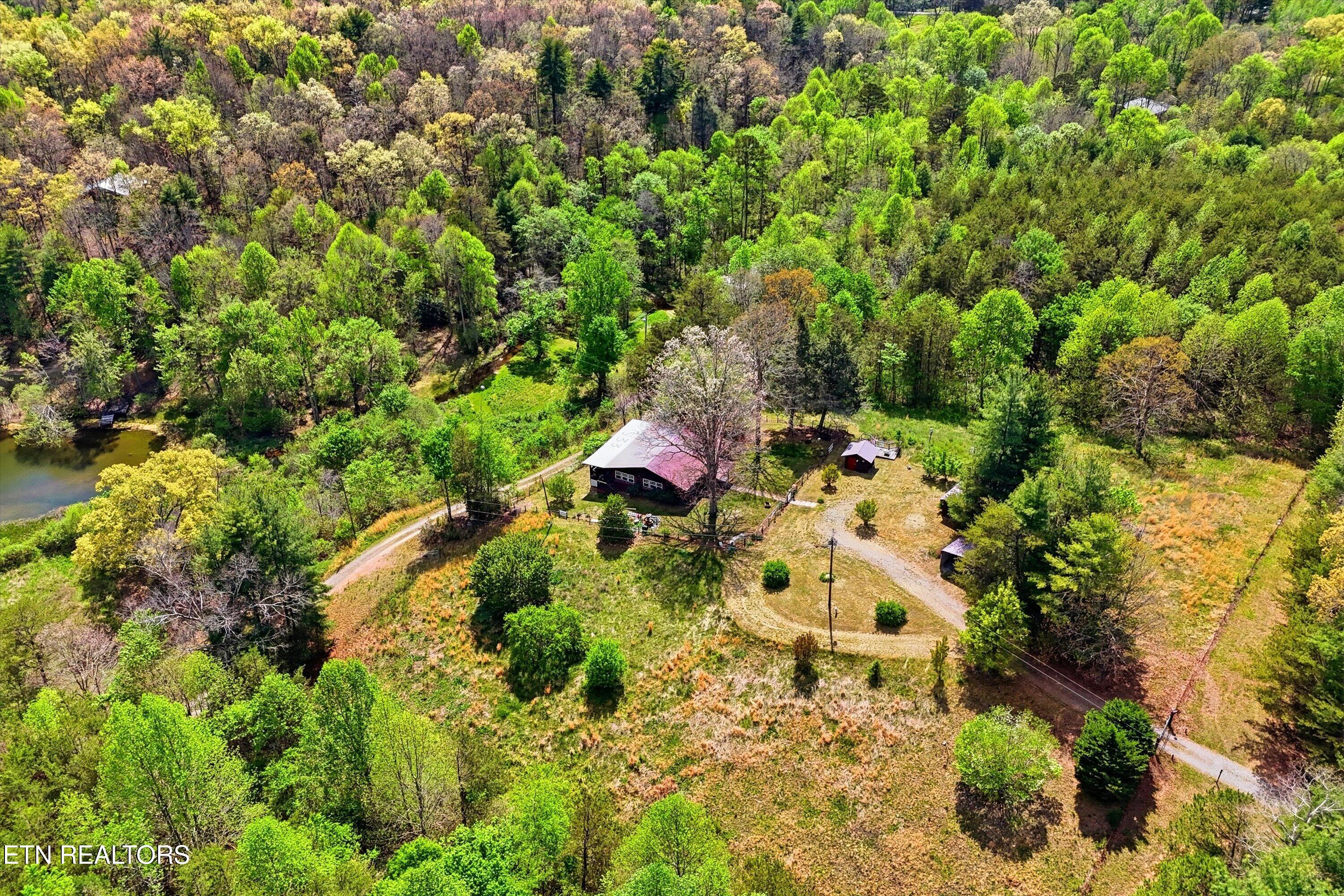 533 Epperson Road Tellico Plains TN 37385
